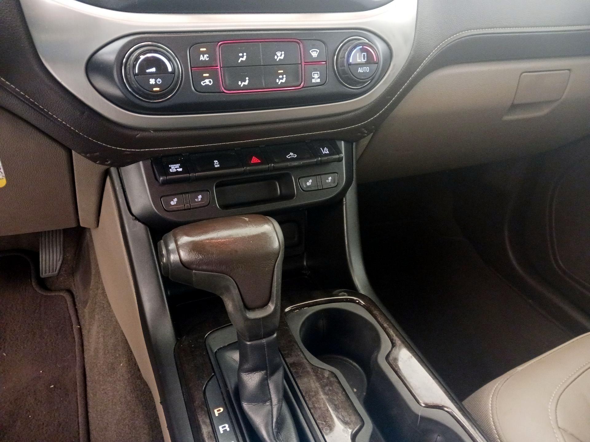 Thumbnail: 2016 GMC Canyon - 17