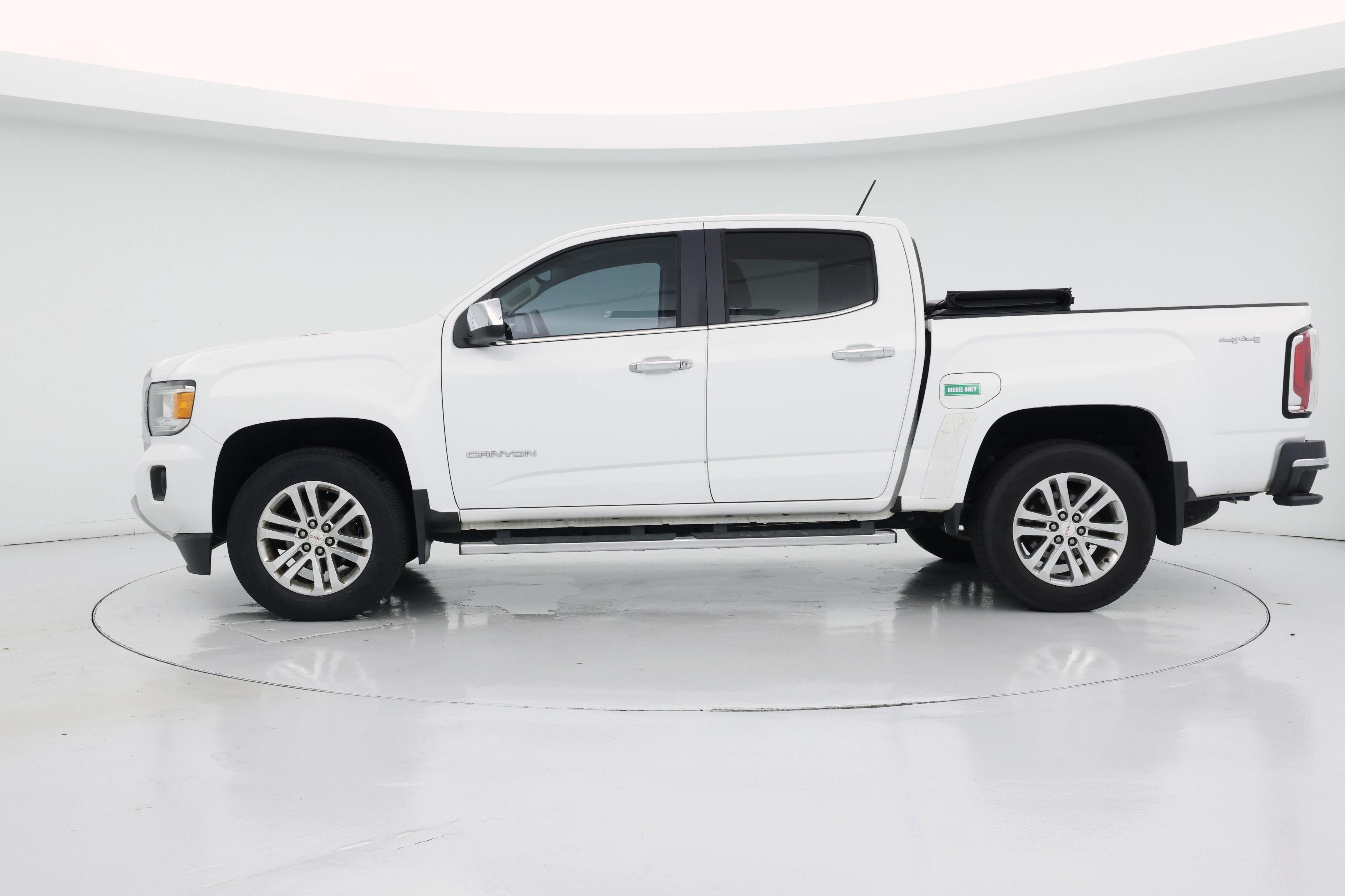 Thumbnail: 2016 GMC Canyon - 3