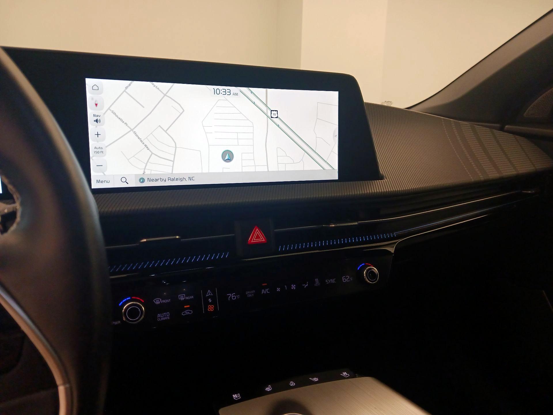 Thumbnail: 2023 Kia EV6 - 14