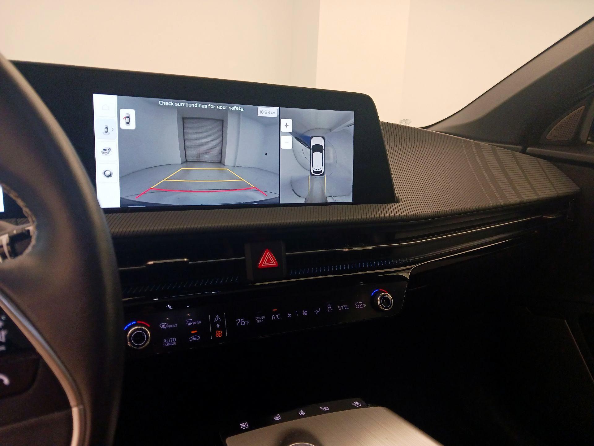Thumbnail: 2023 Kia EV6 - 15