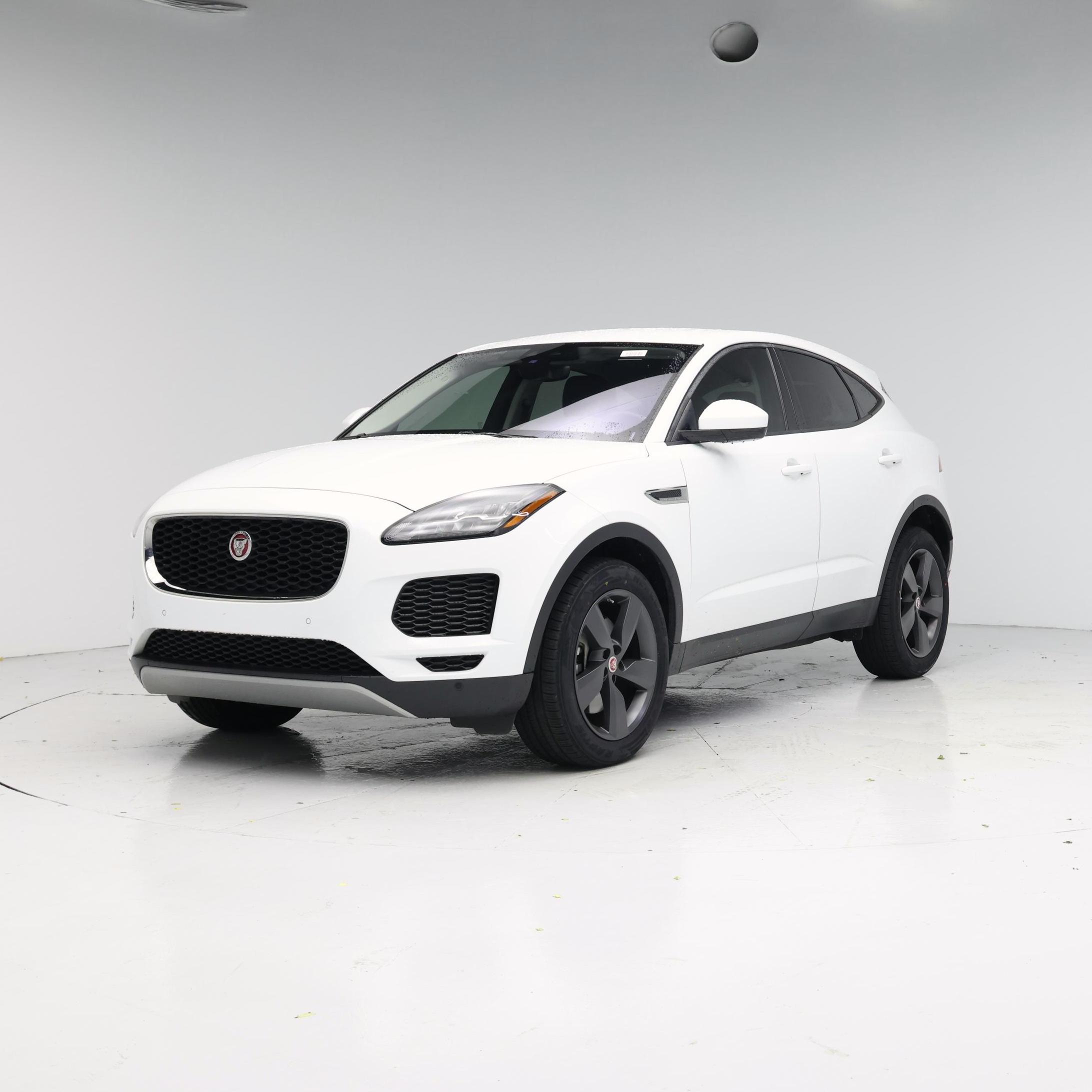 Thumbnail: 2020 Jaguar E-Pace - 4