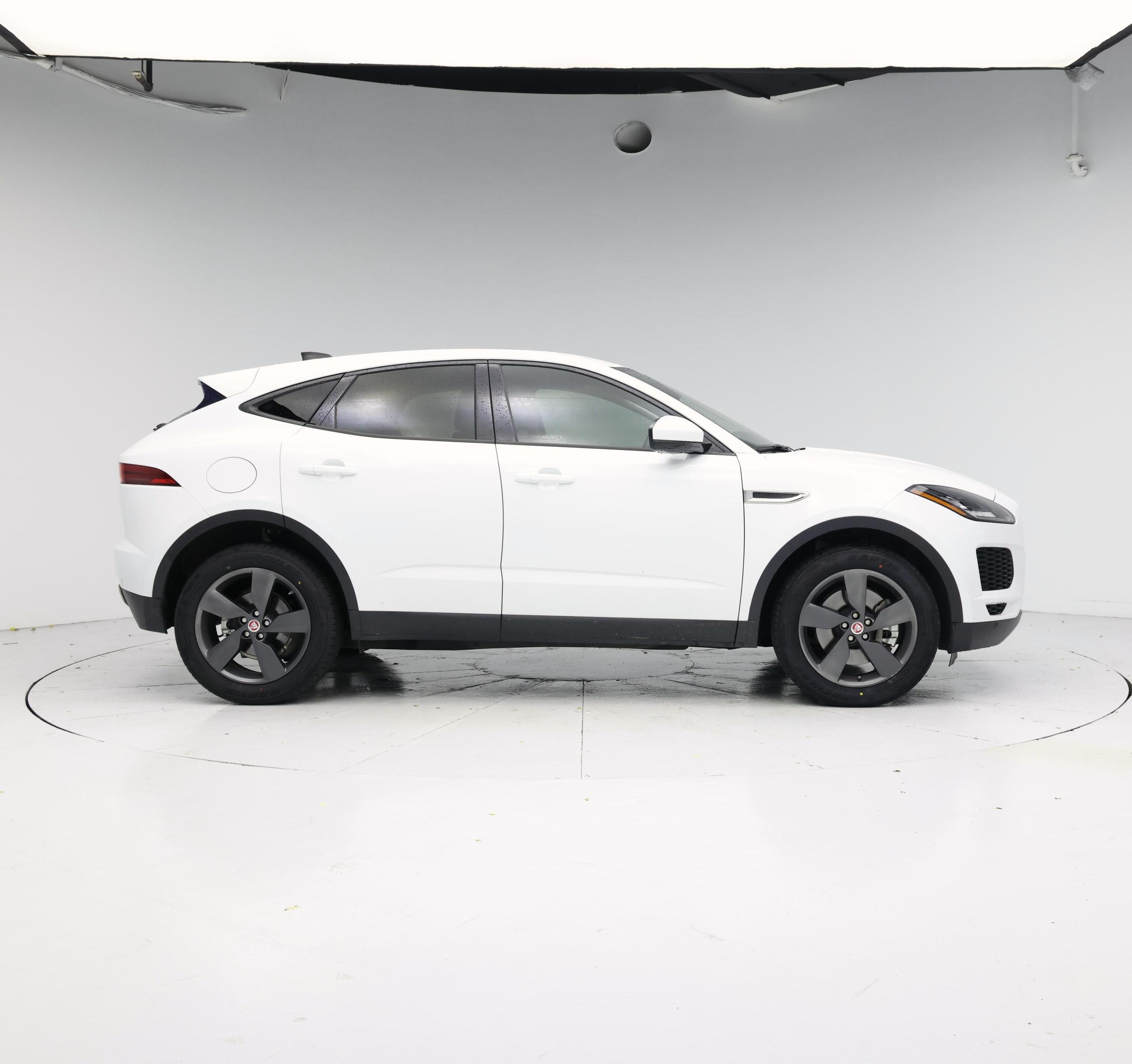 Thumbnail: 2020 Jaguar E-Pace - 7