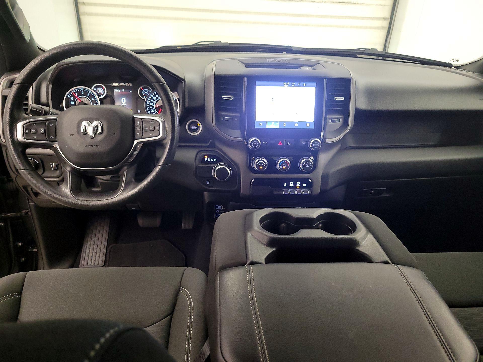 Thumbnail: 2025 RAM 1500 - 9