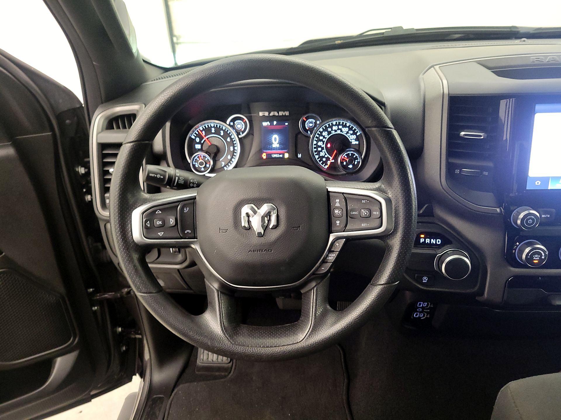 Thumbnail: 2025 RAM 1500 - 10