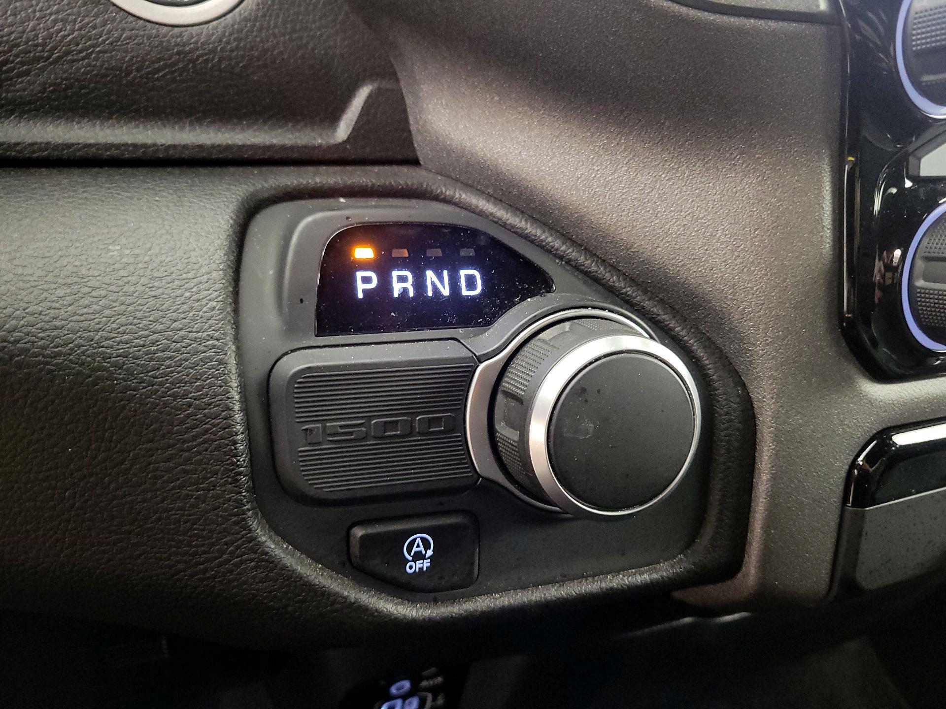 Thumbnail: 2025 RAM 1500 - 17