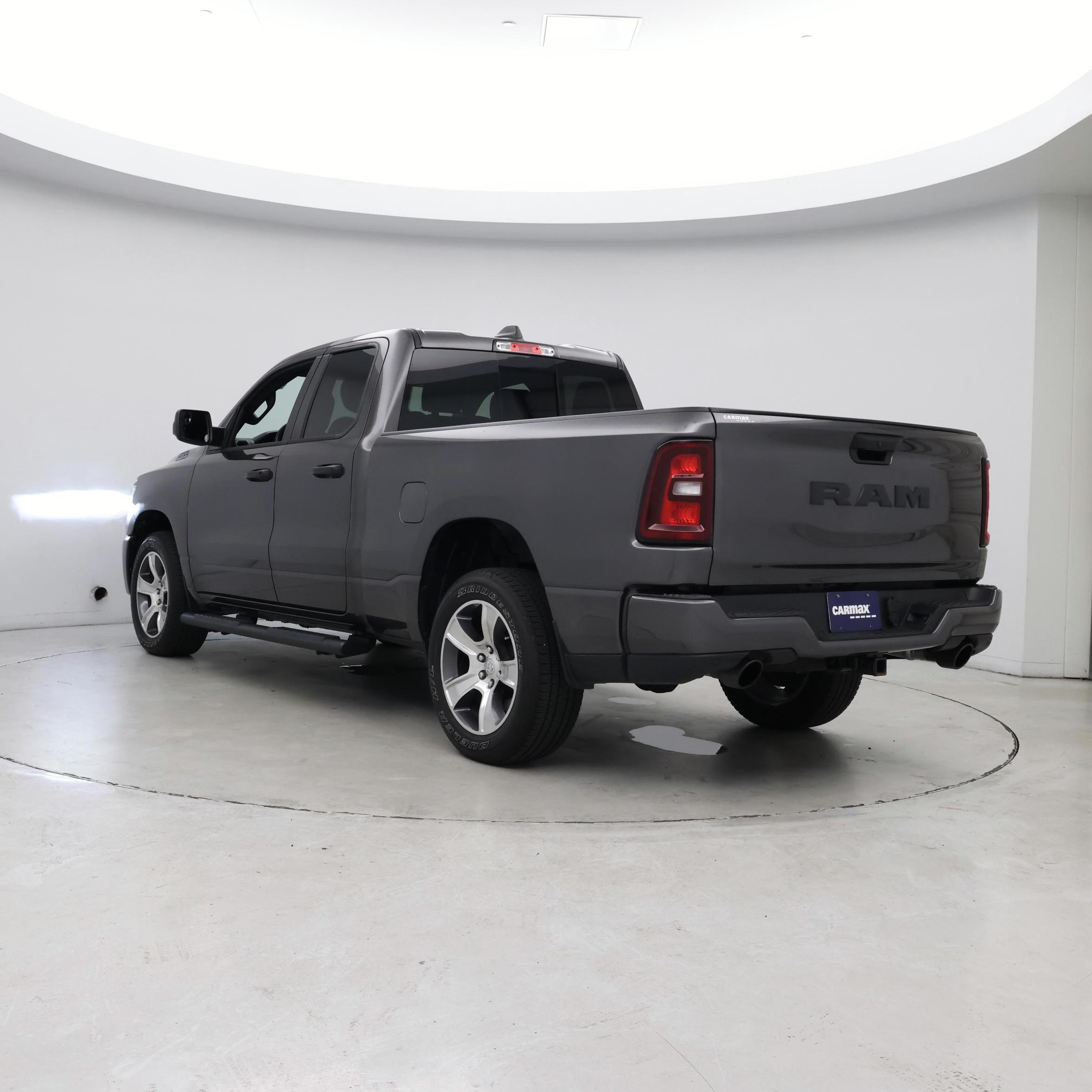 Thumbnail: 2025 RAM 1500 - 2