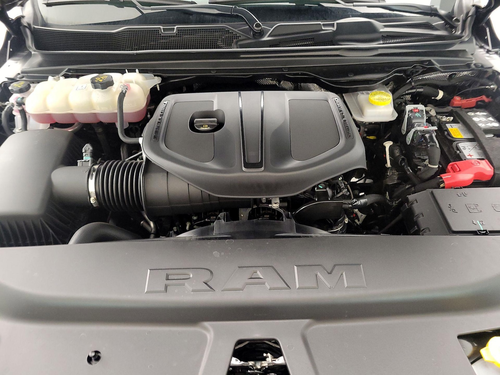 2025 RAM Ram 1500 Pickup Tradesman - Photo 22