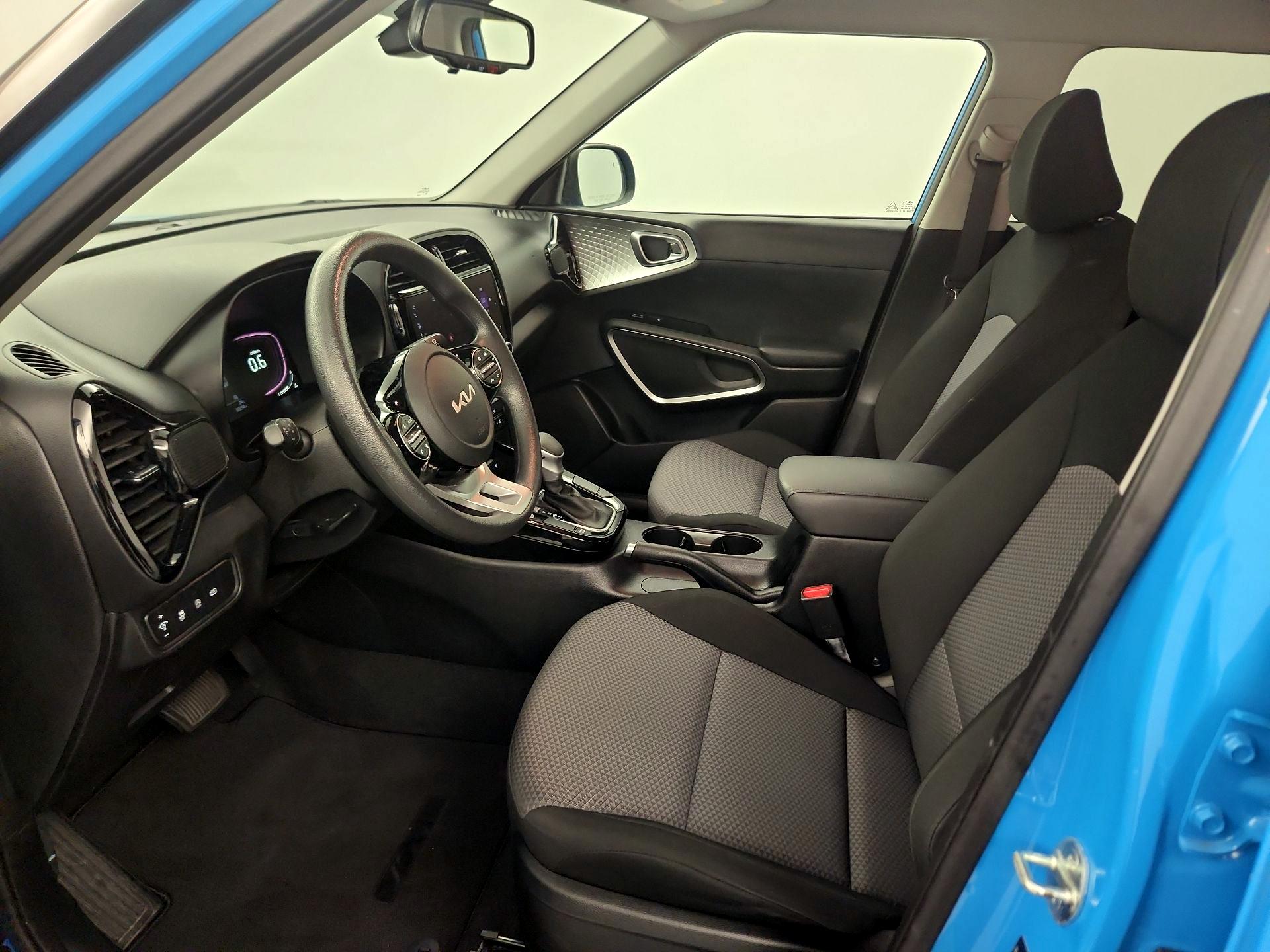 Thumbnail: 2023 Kia Soul - 11
