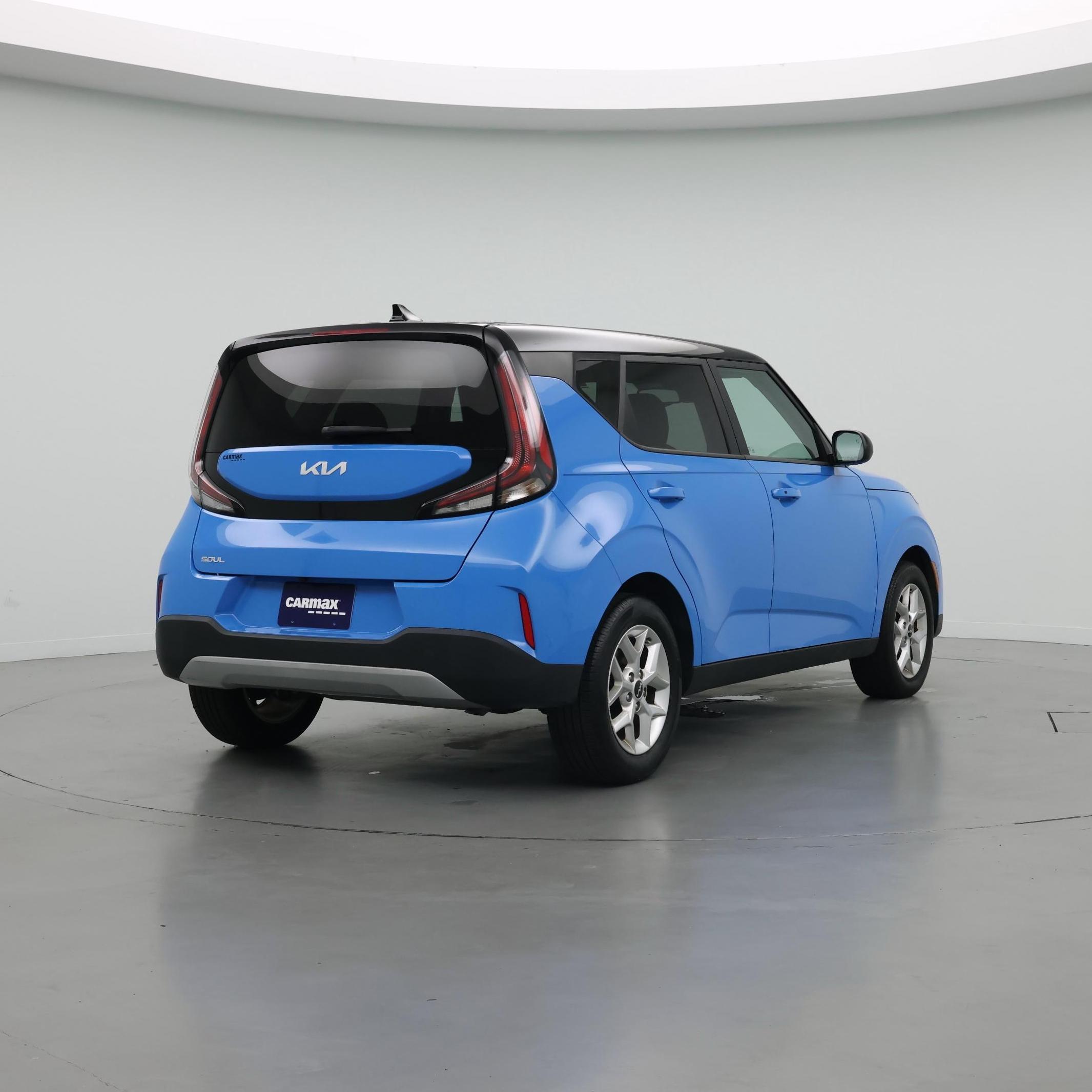 Thumbnail: 2023 Kia Soul - 8