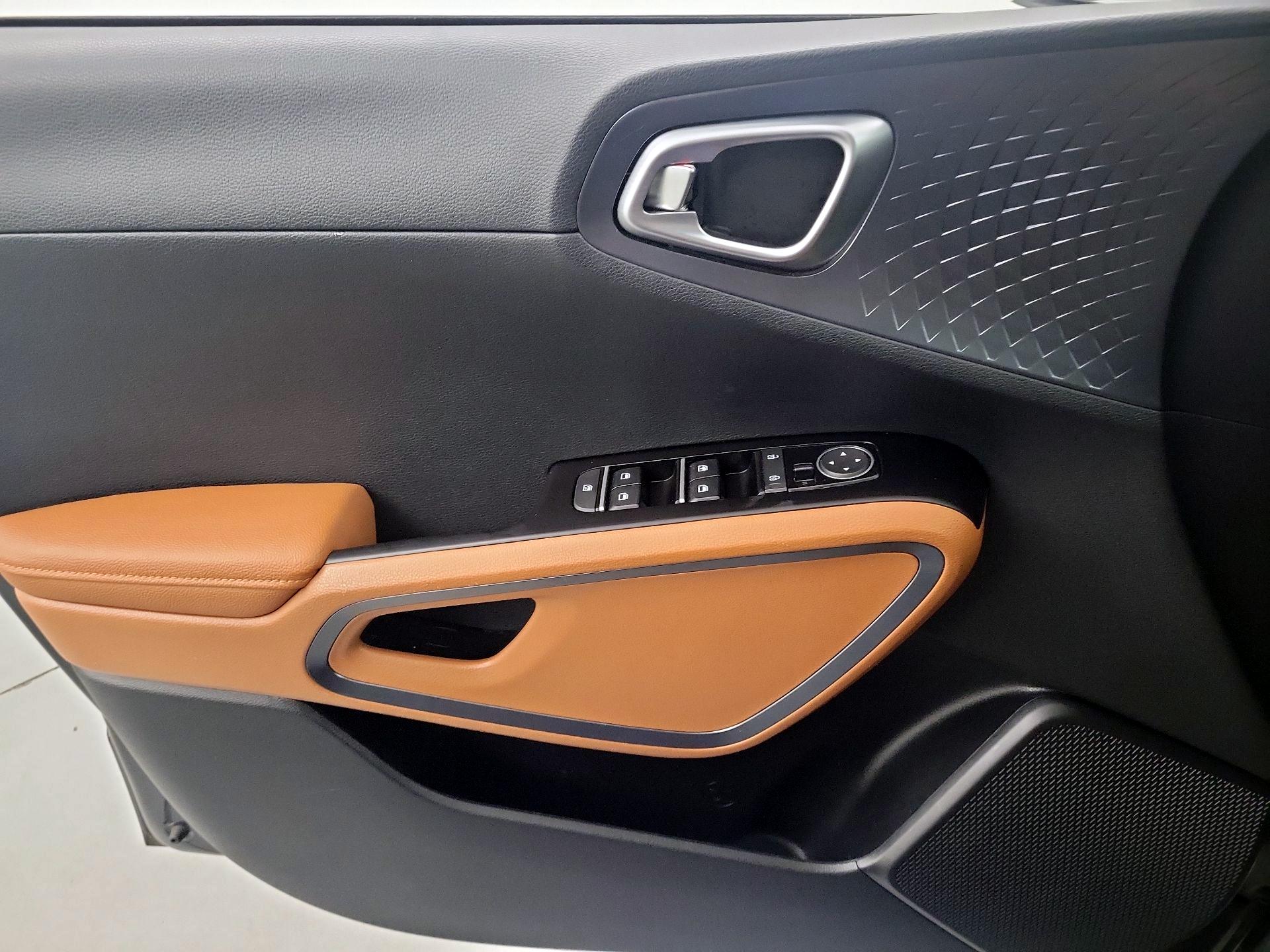 Thumbnail: 2024 Kia Soul - 12