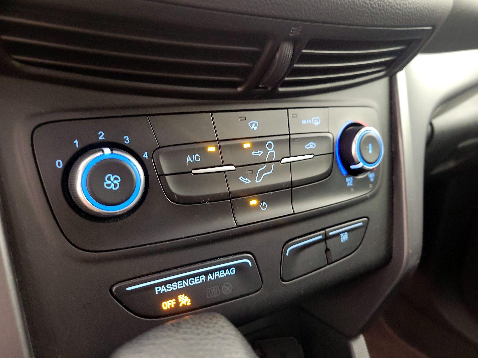 Thumbnail: 2019 Ford Escape - 16