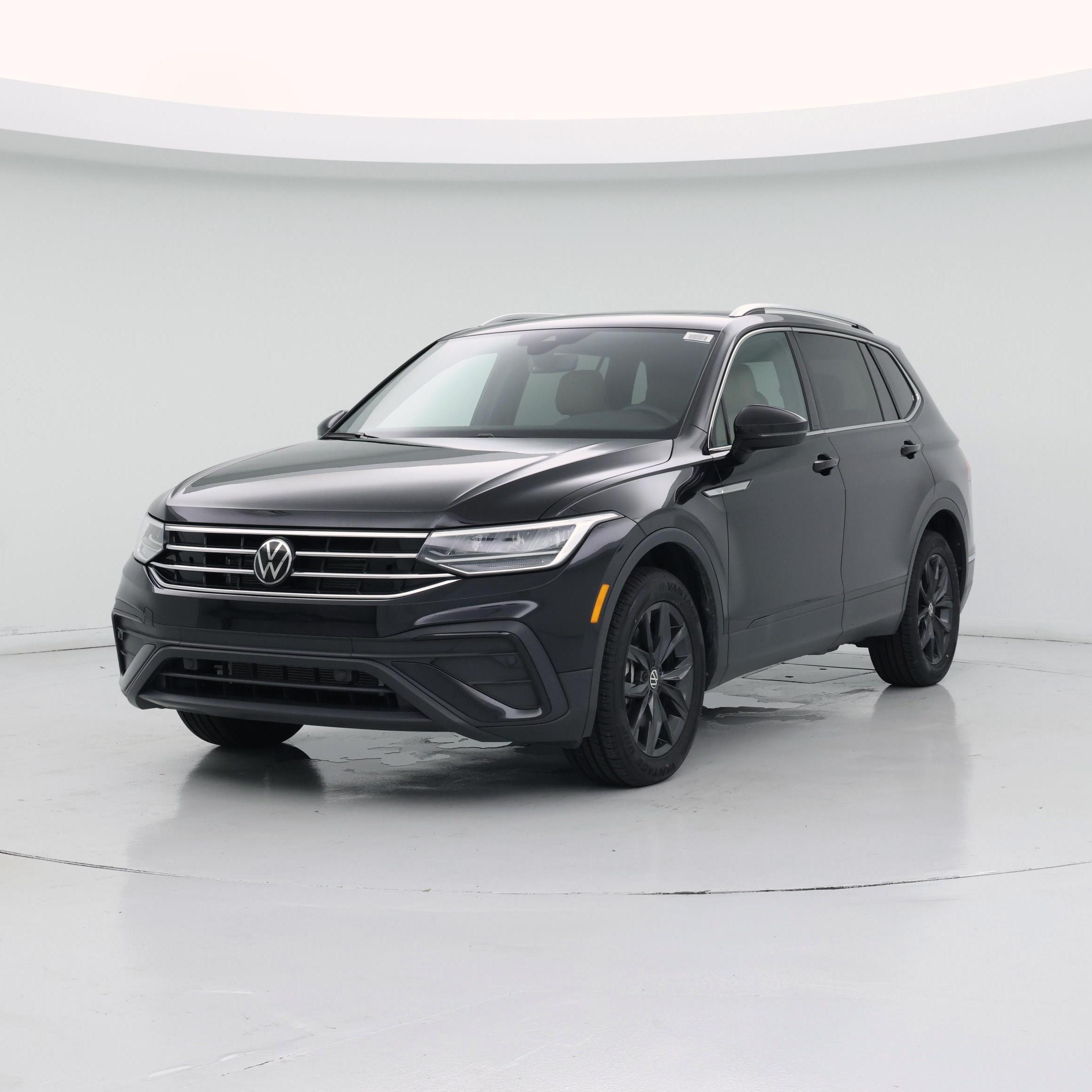 Thumbnail: 2024 Volkswagen Tiguan - 4