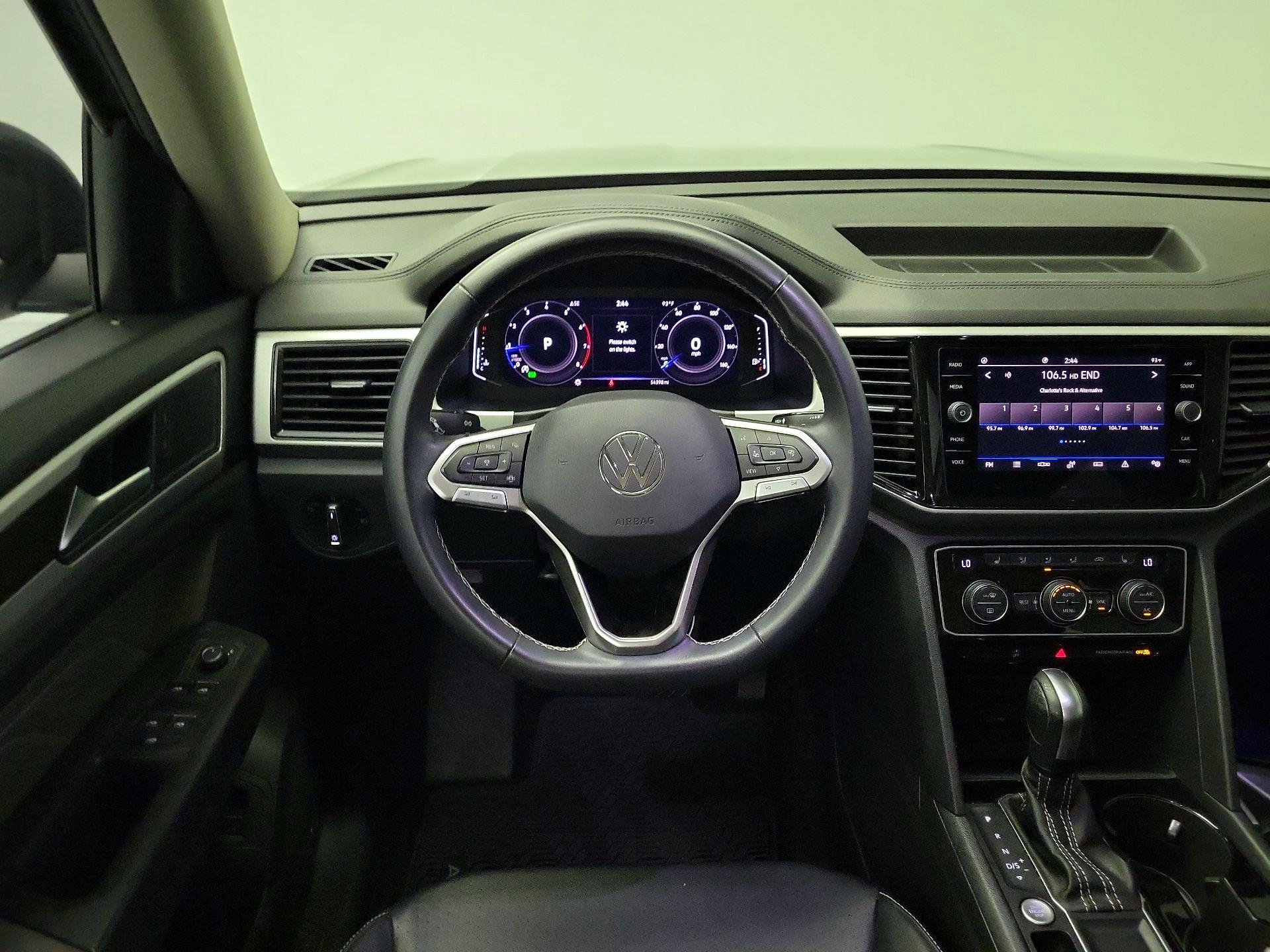 Thumbnail: 2023 Volkswagen Atlas - 10
