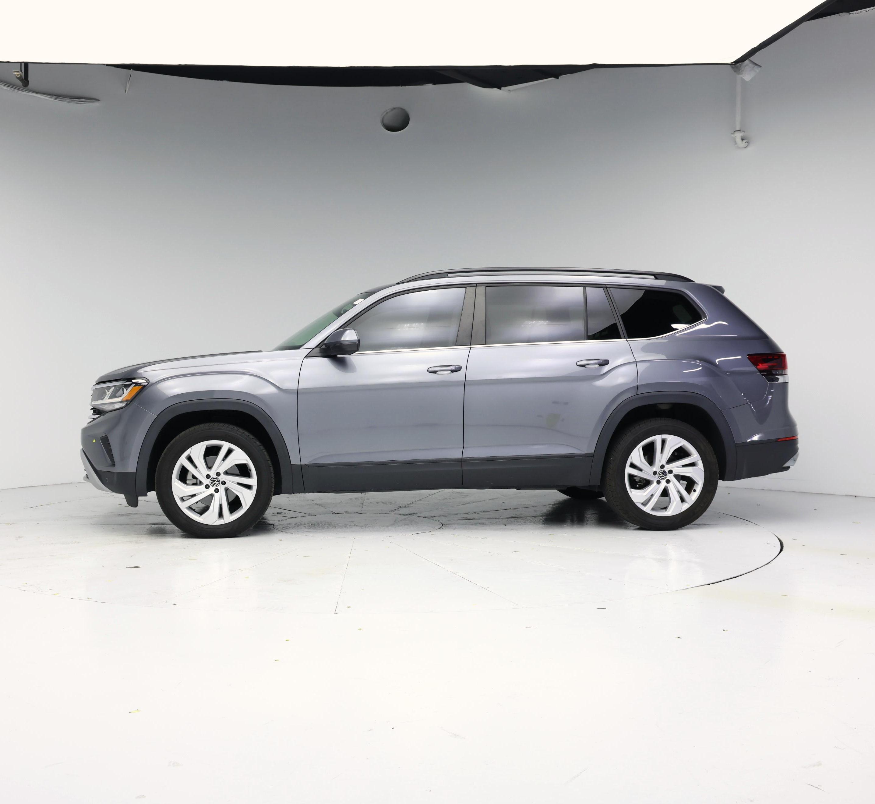 Thumbnail: 2023 Volkswagen Atlas - 3