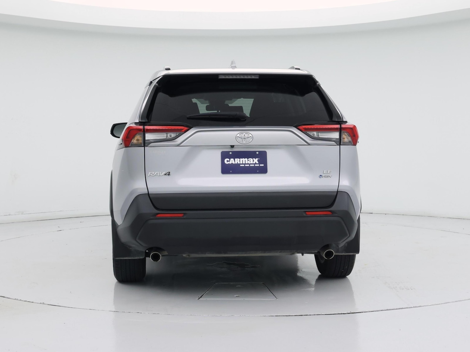 2025 Toyota RAV4 LE - Photo 7