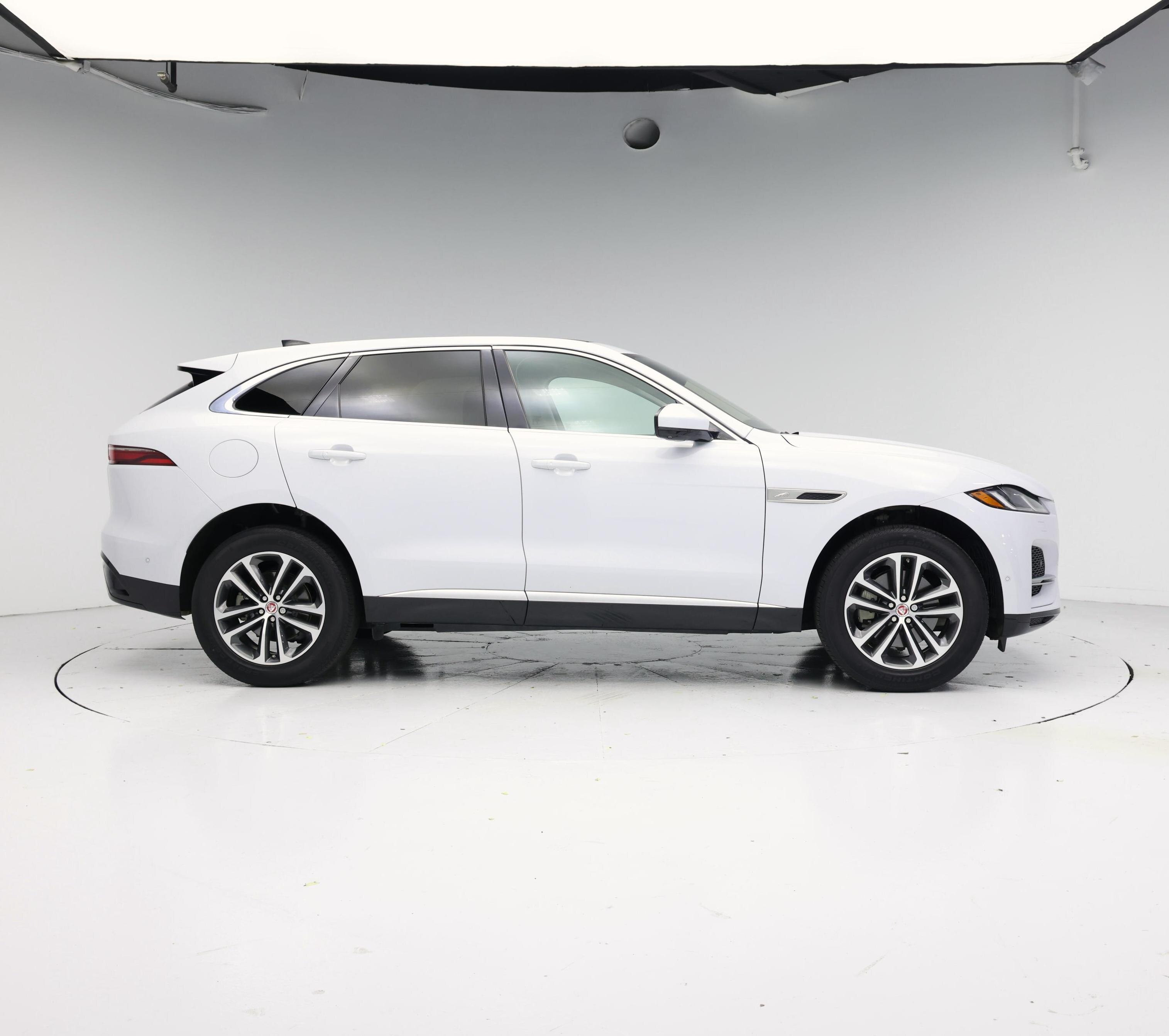Thumbnail: 2021 Jaguar F-Pace - 7