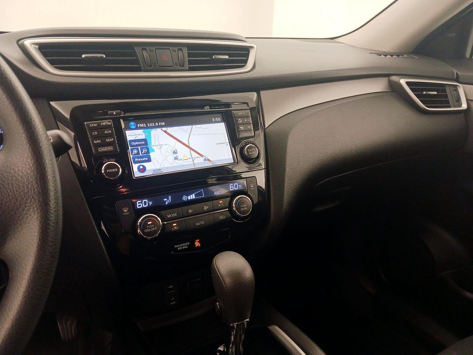 Thumbnail: 2014 Nissan Rogue - 14