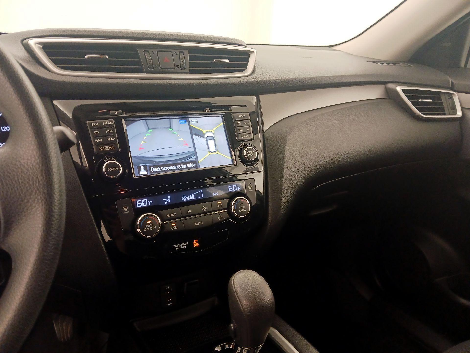Thumbnail: 2014 Nissan Rogue - 15