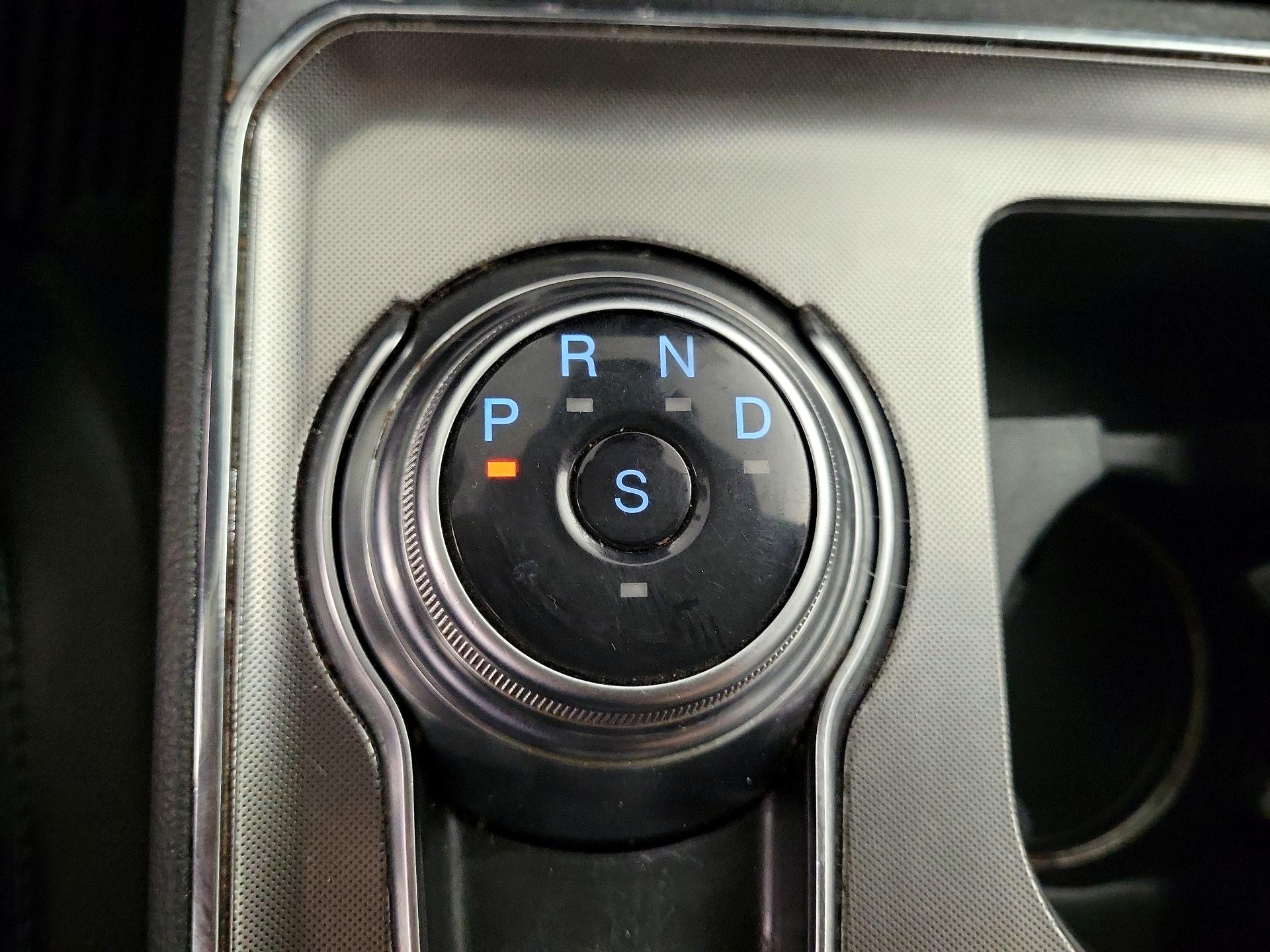 Thumbnail: 2024 Ford Edge - 17
