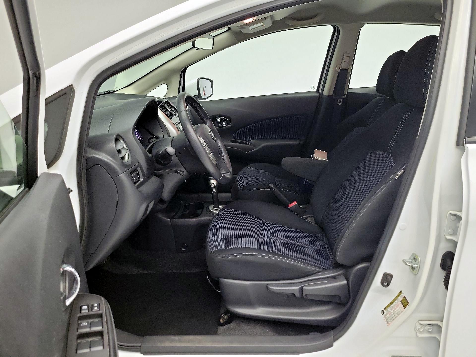 Thumbnail: 2016 Nissan Versa Note - 11