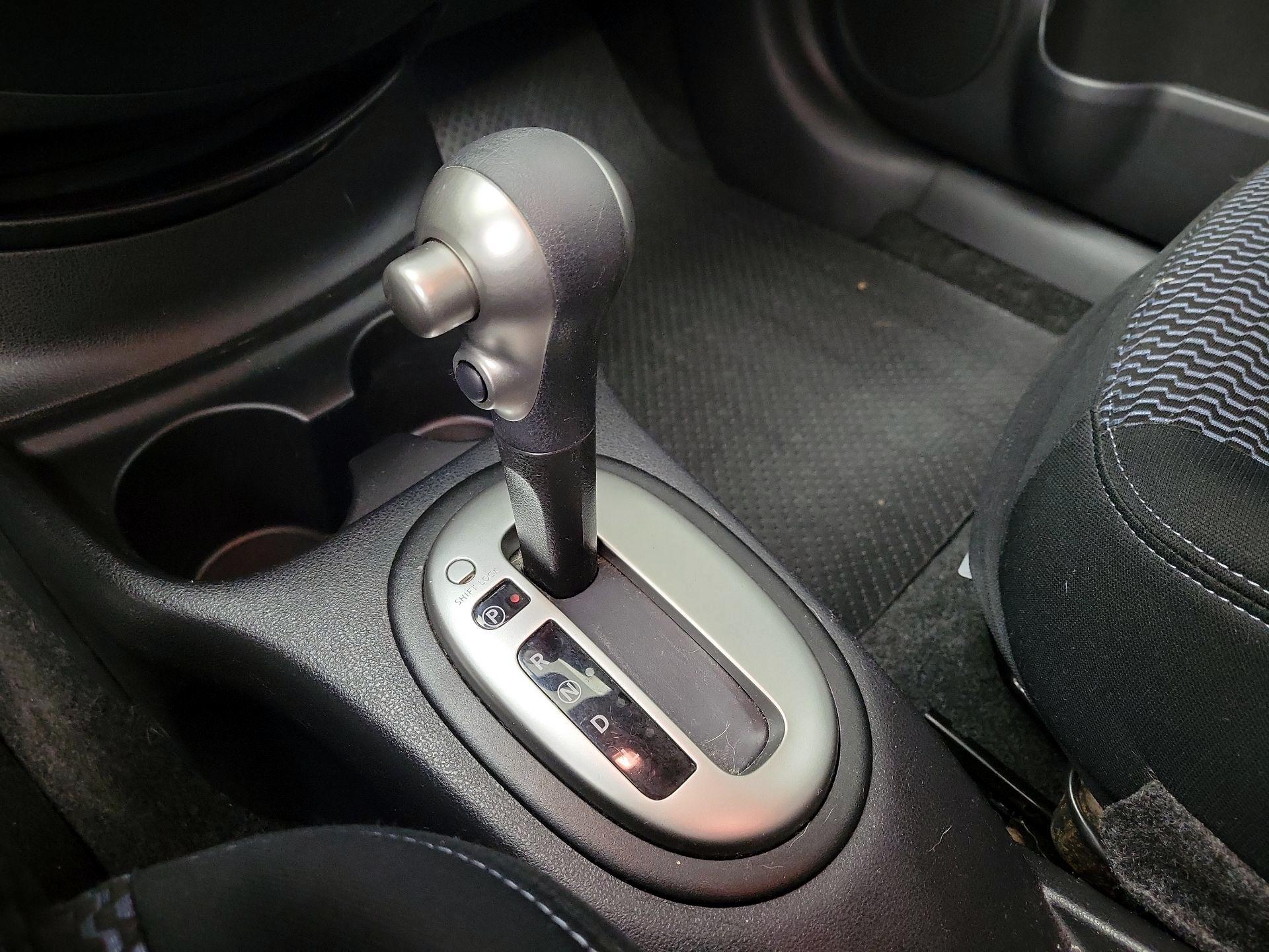 Thumbnail: 2016 Nissan Versa Note - 17