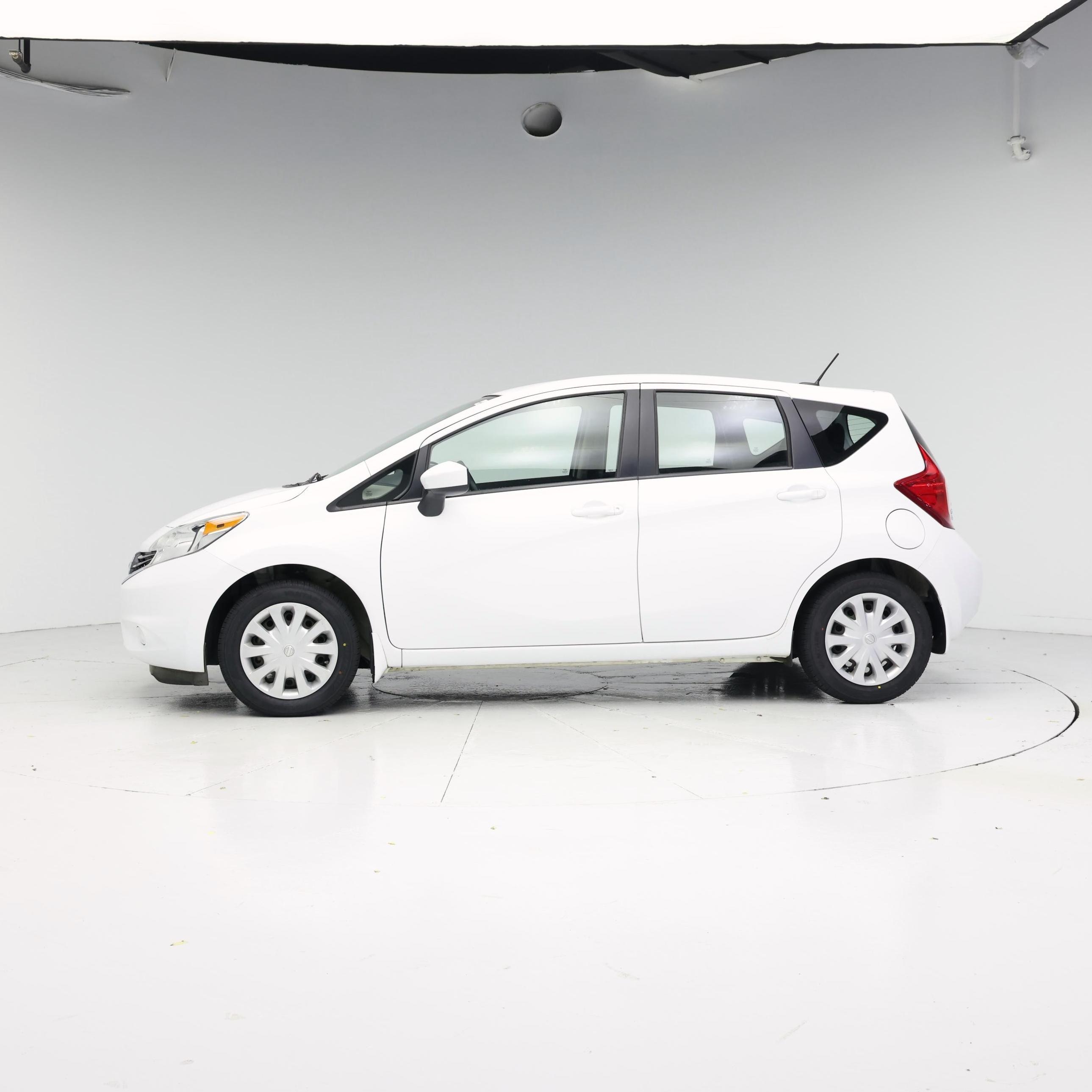 Thumbnail: 2016 Nissan Versa Note - 3