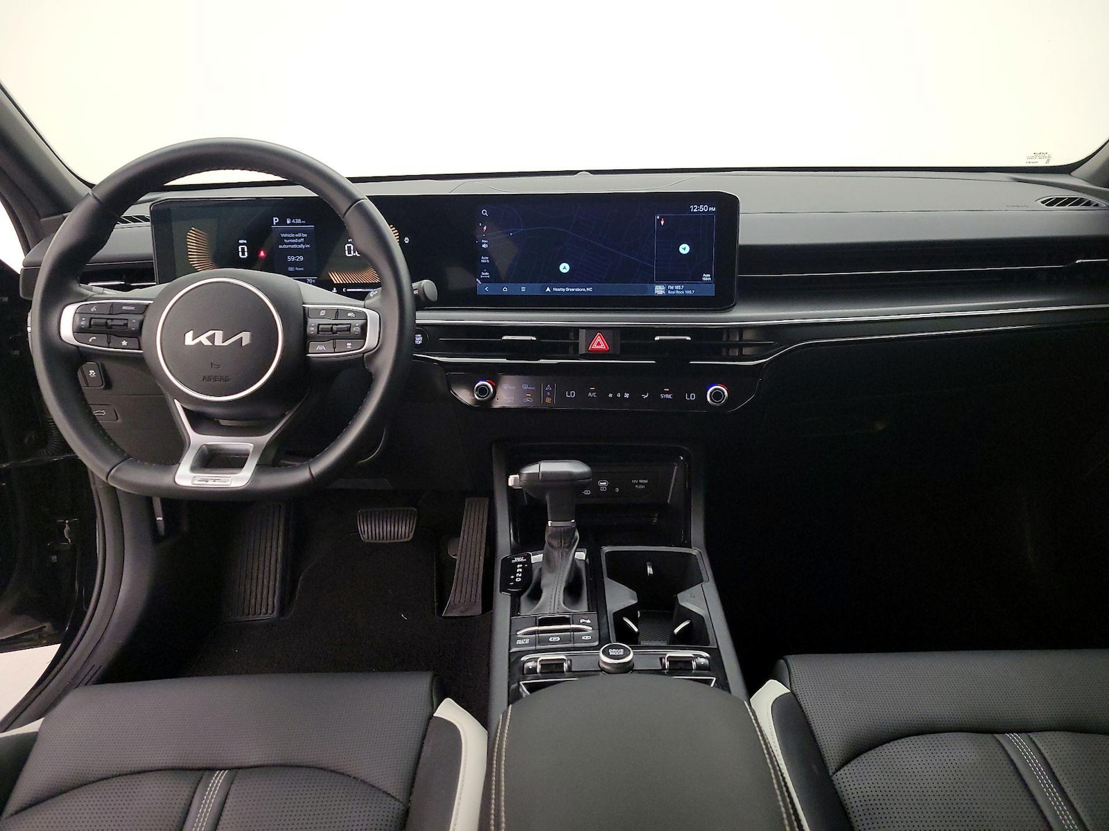 2025 Kia K5 GT-Line - Photo 10