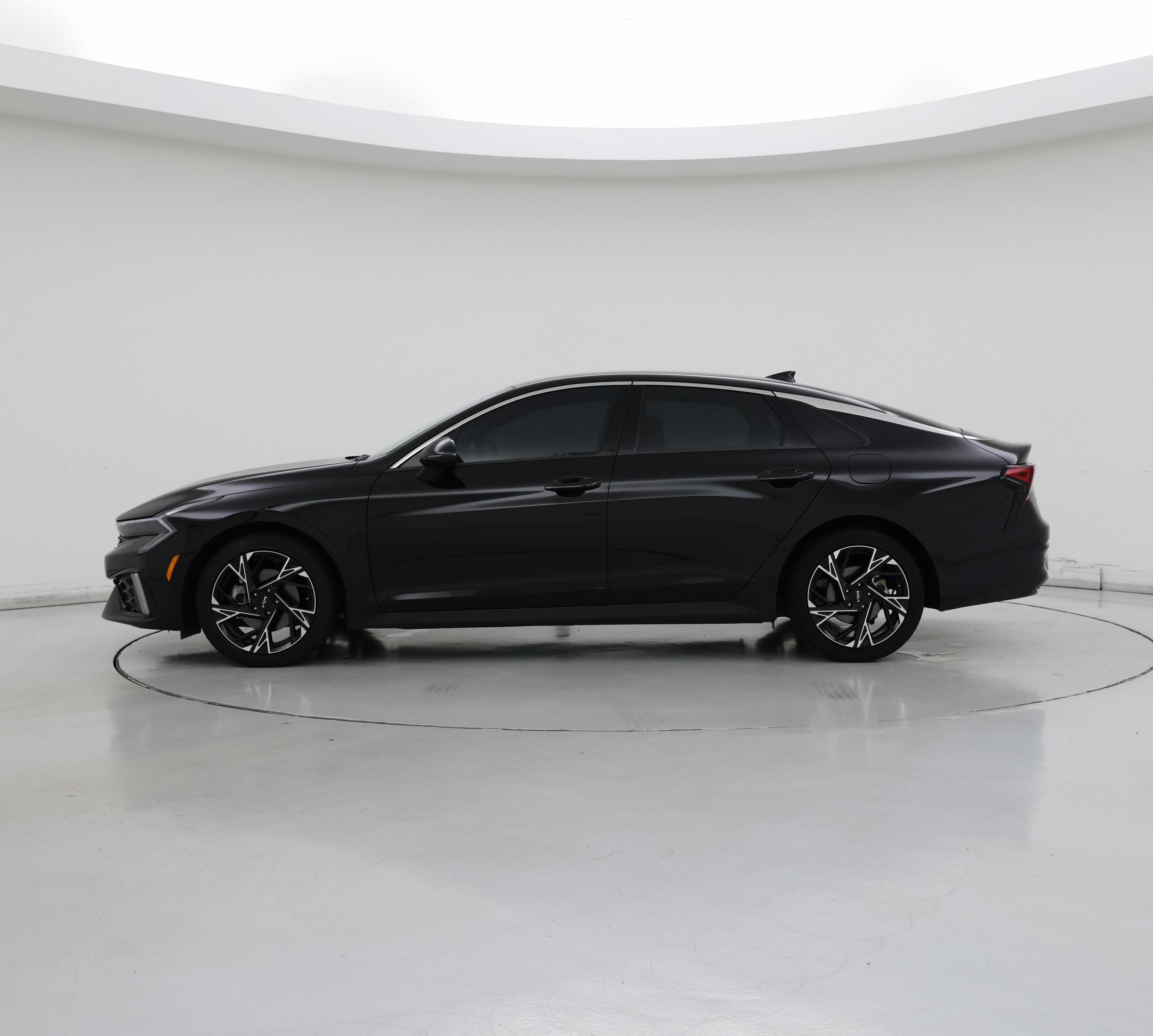 Thumbnail: 2025 Kia K5 - 3