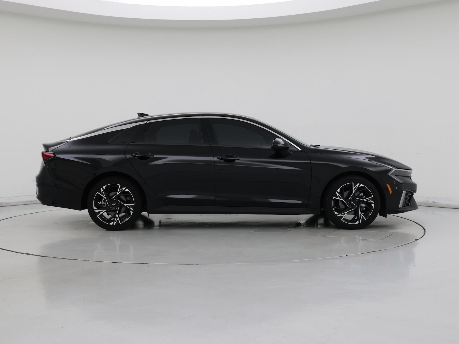 2025 Kia K5 GT-Line - Photo 8