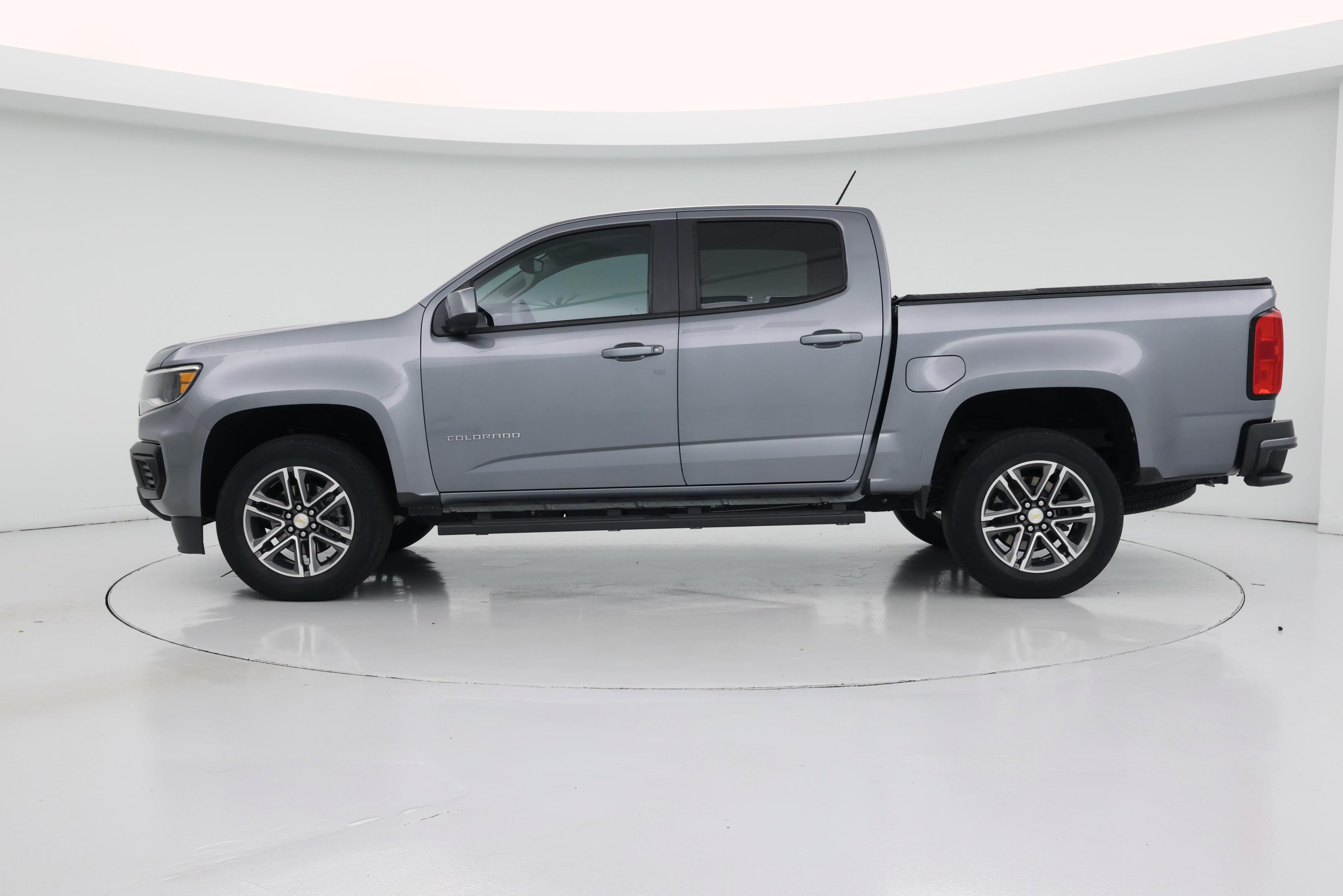 Thumbnail: 2021 Chevrolet Colorado - 3