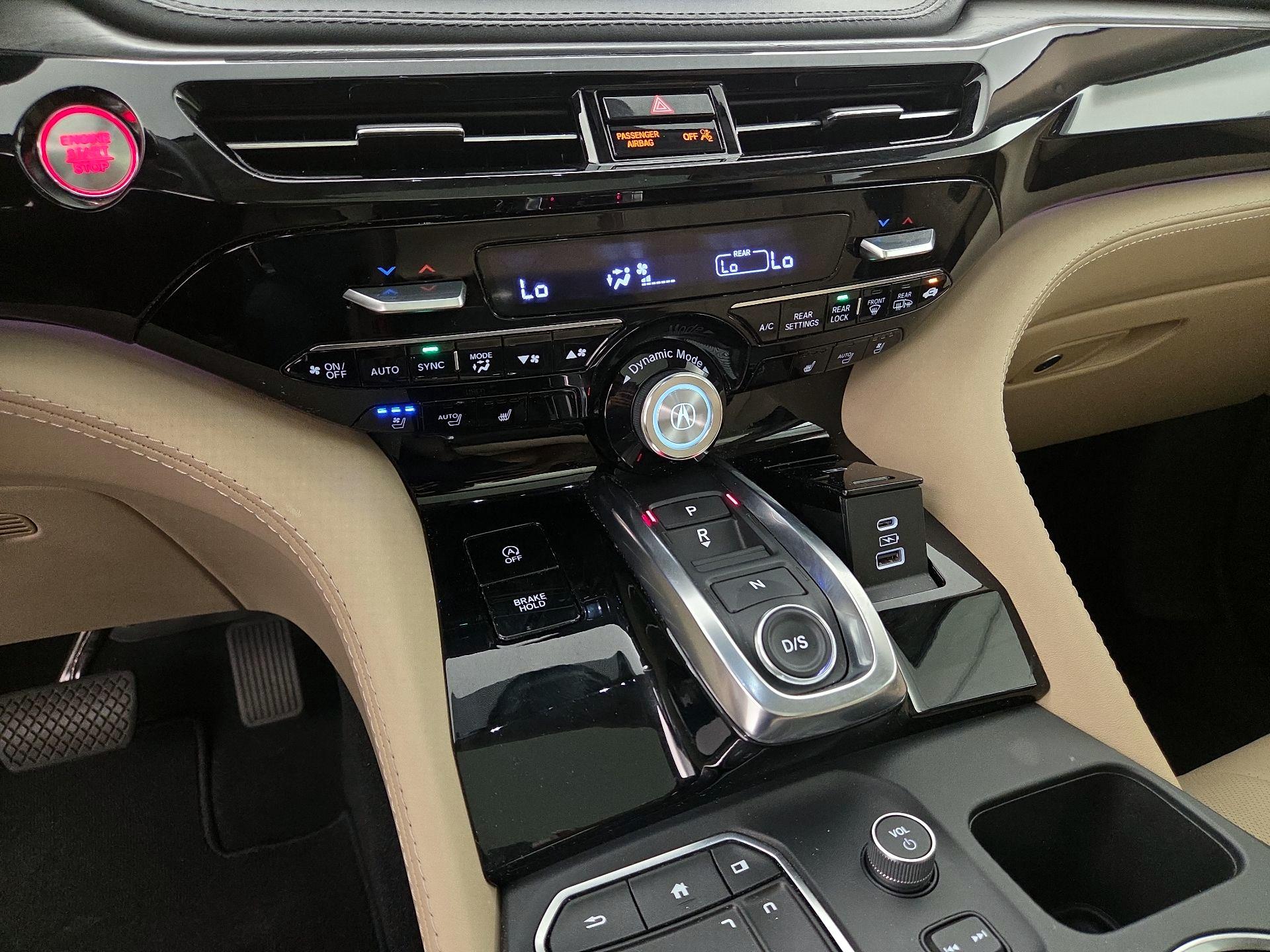 Thumbnail: 2022 Acura MDX - 17