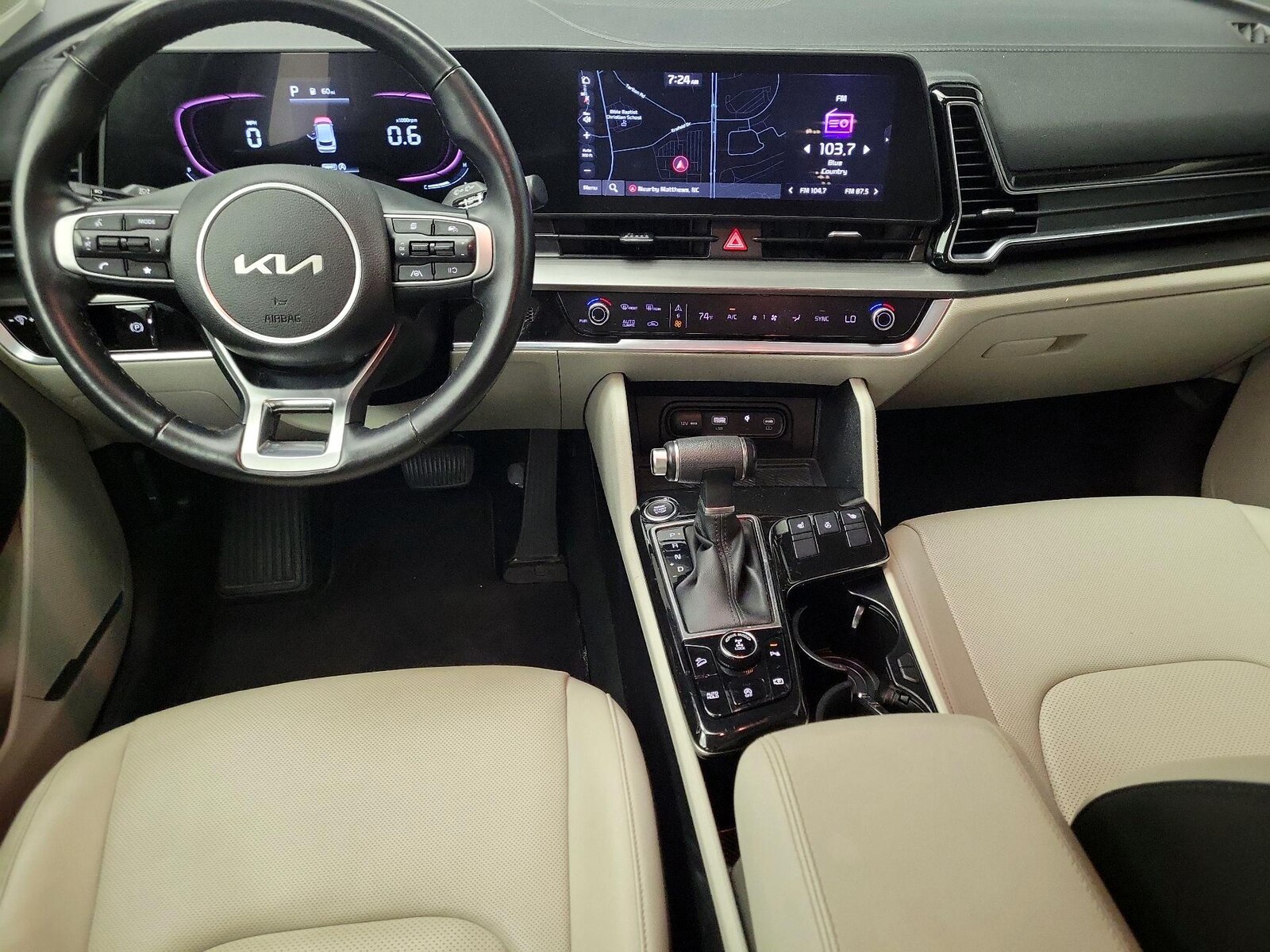 Apple CarPlay® & Android Auto™