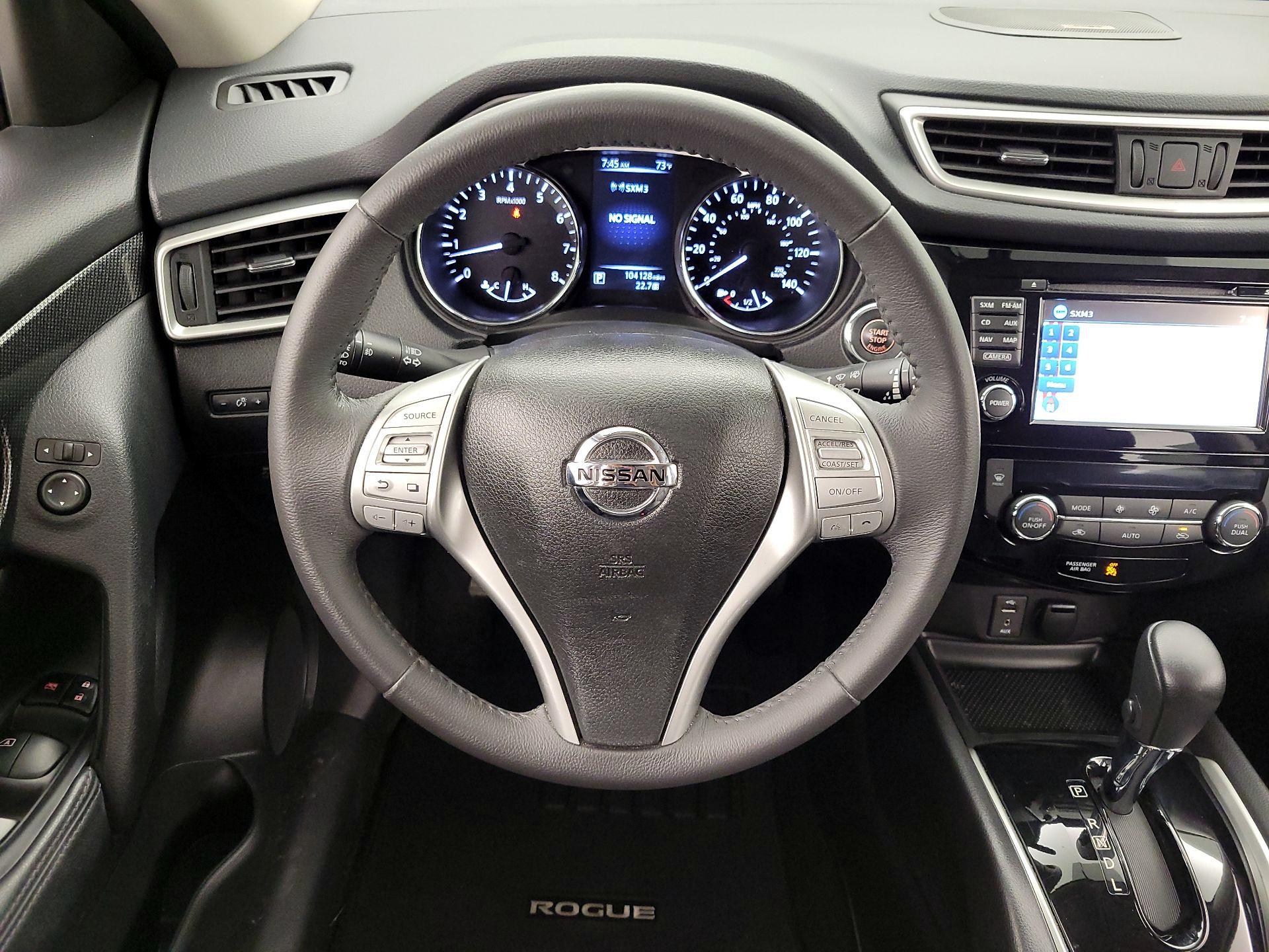 Thumbnail: 2015 Nissan Rogue - 10