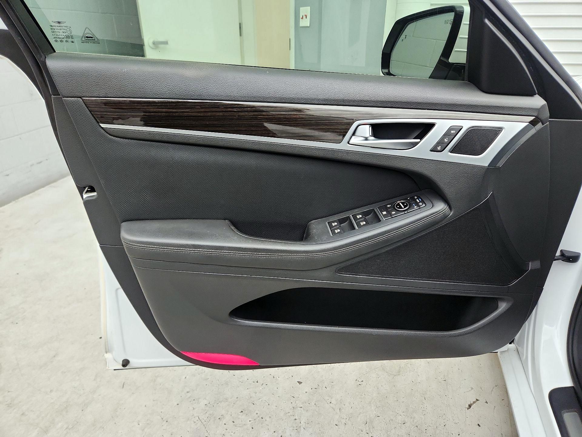 Thumbnail: 2020 Genesis G80 - 12