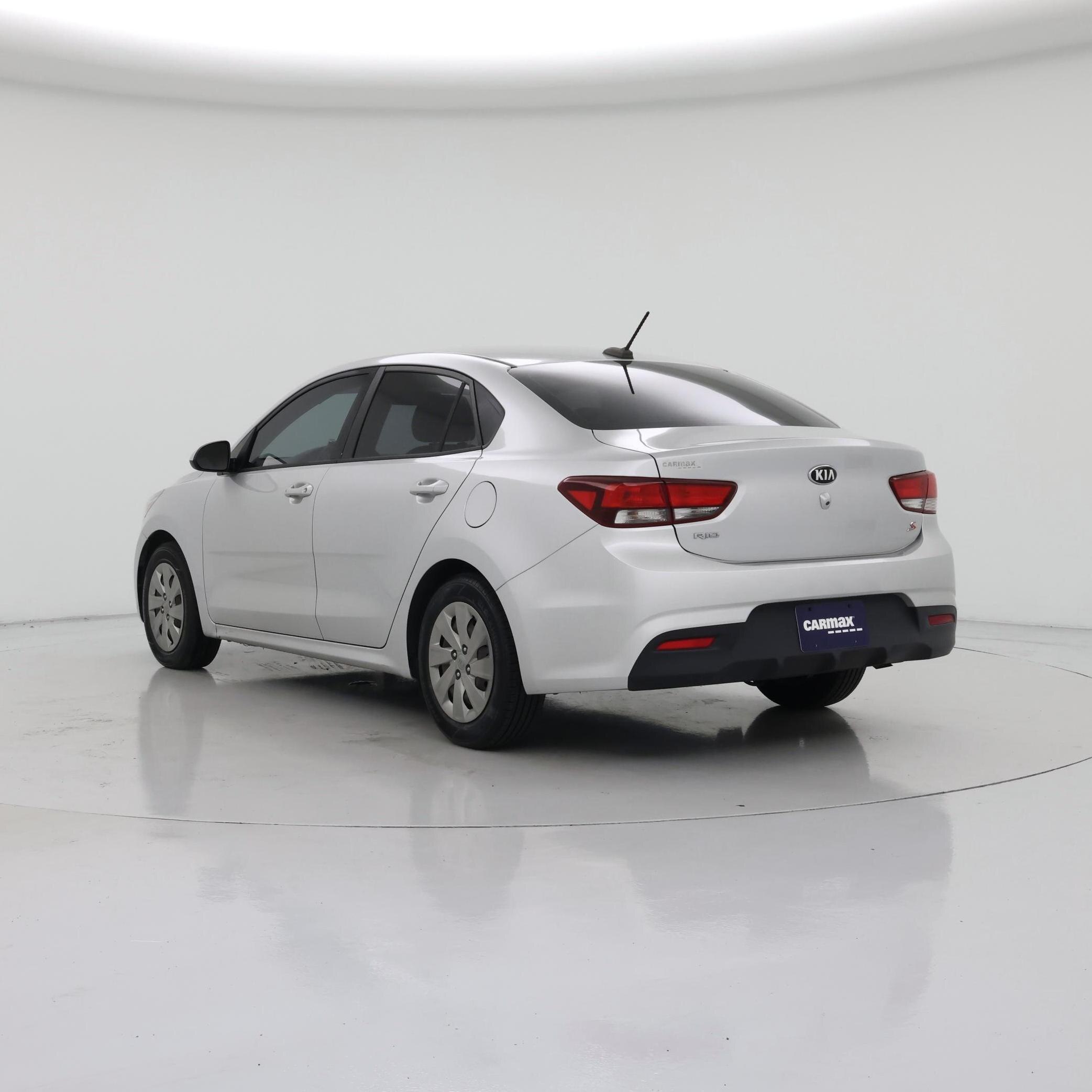 Thumbnail: 2020 Kia Rio - 2