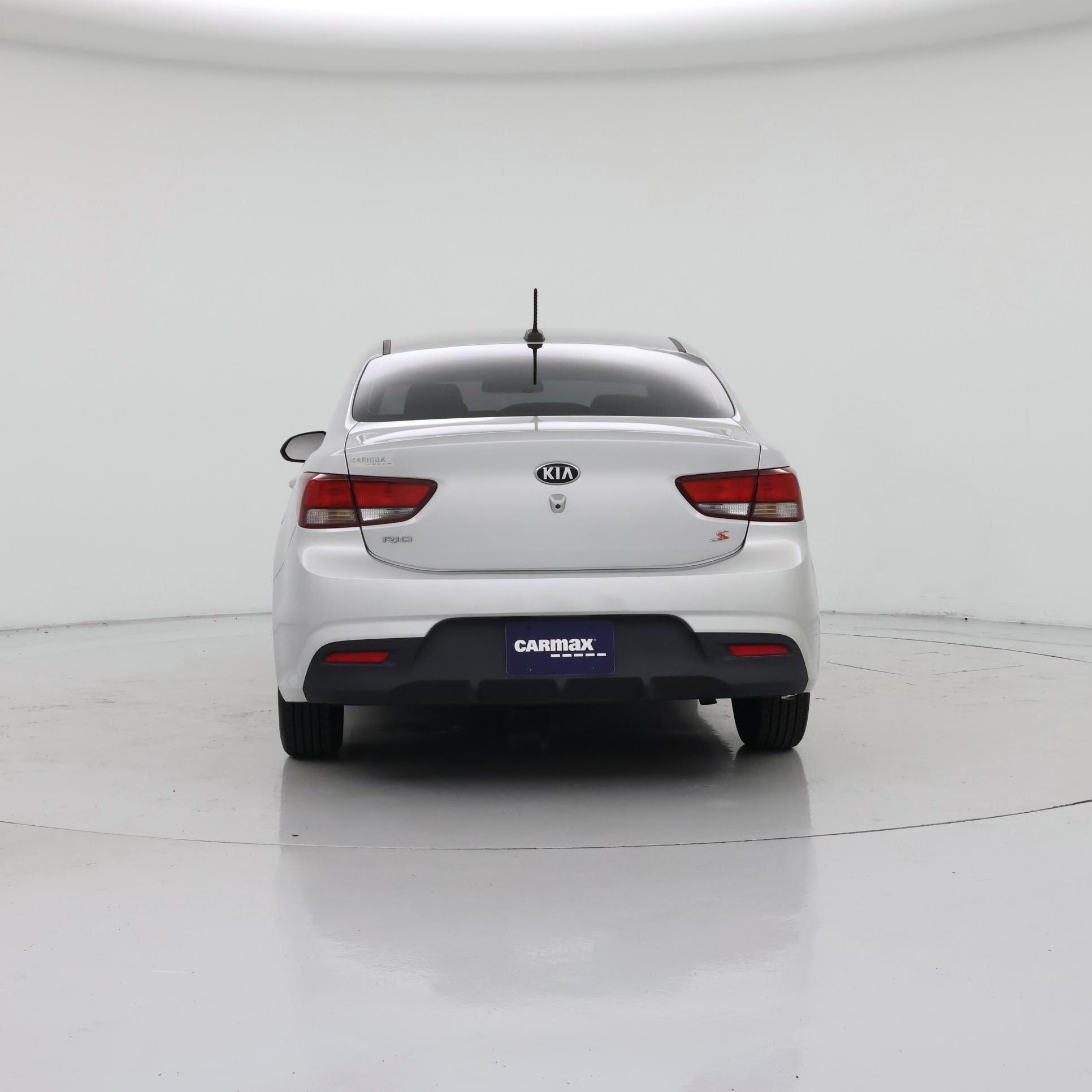 Thumbnail: 2020 Kia Rio - 6