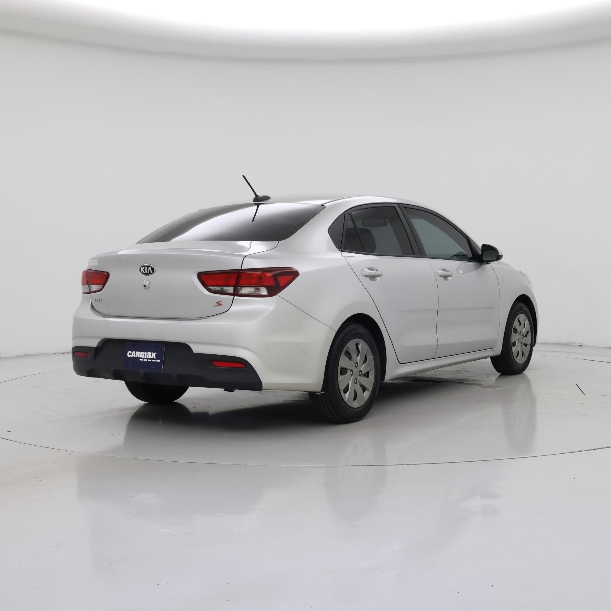 Thumbnail: 2020 Kia Rio - 8