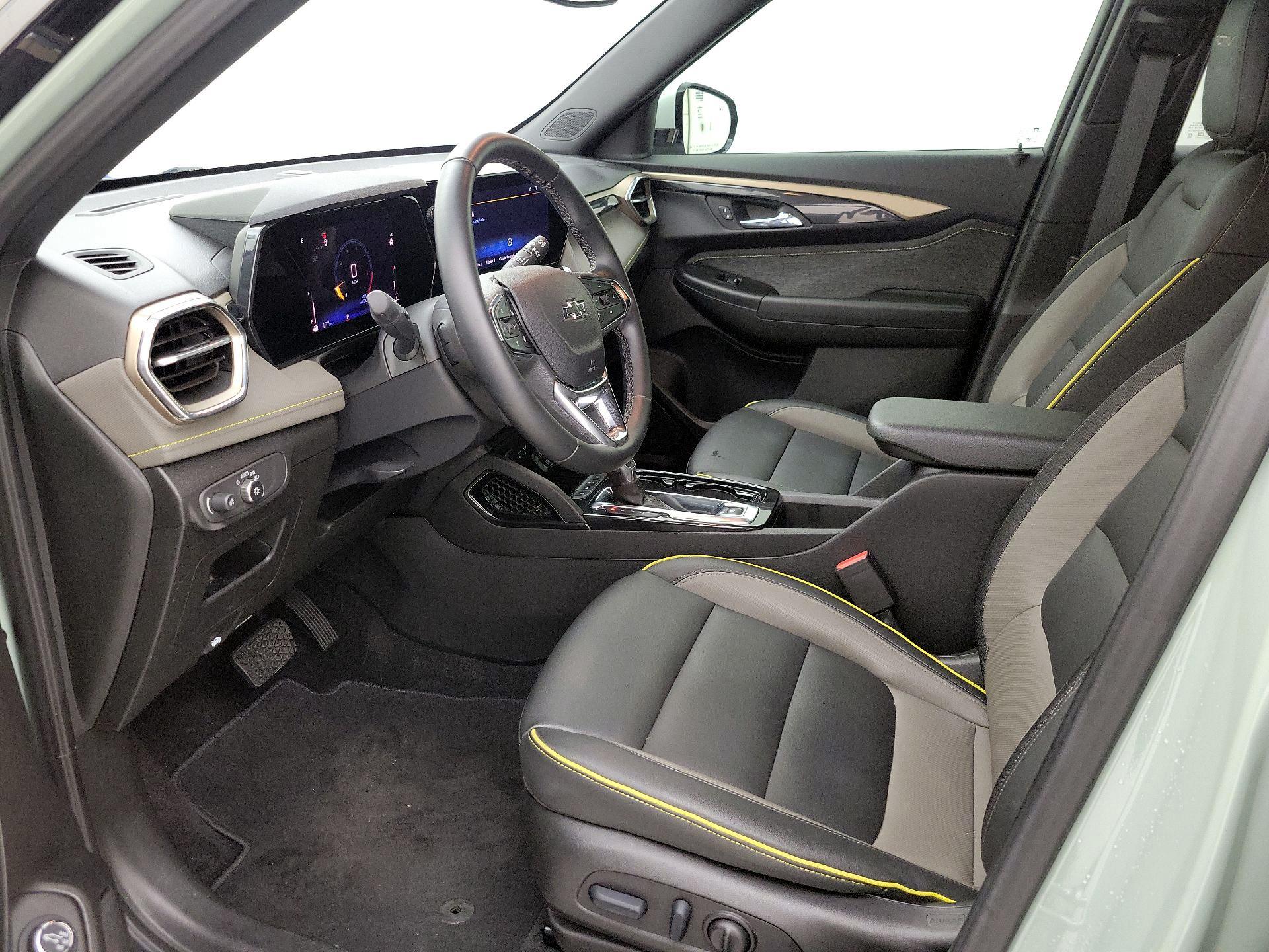 Thumbnail: 2025 Chevrolet TrailBlazer - 11