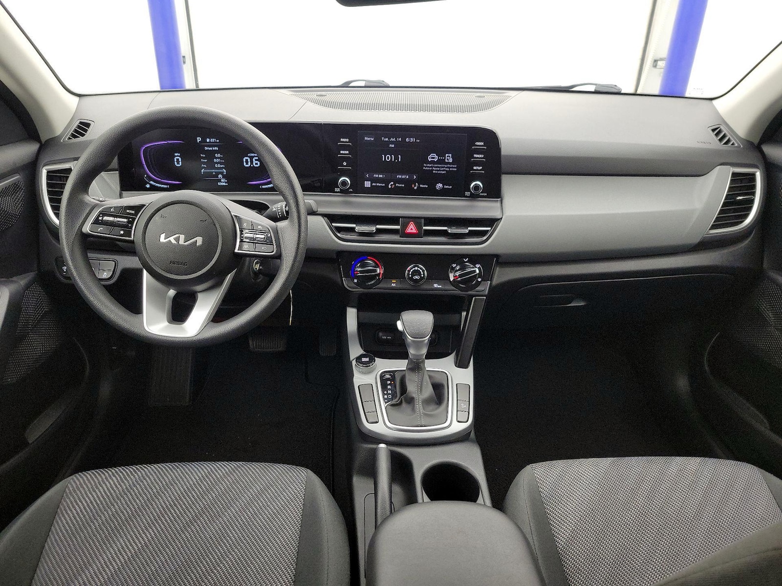 2026 Kia Seltos LX - Photo 10