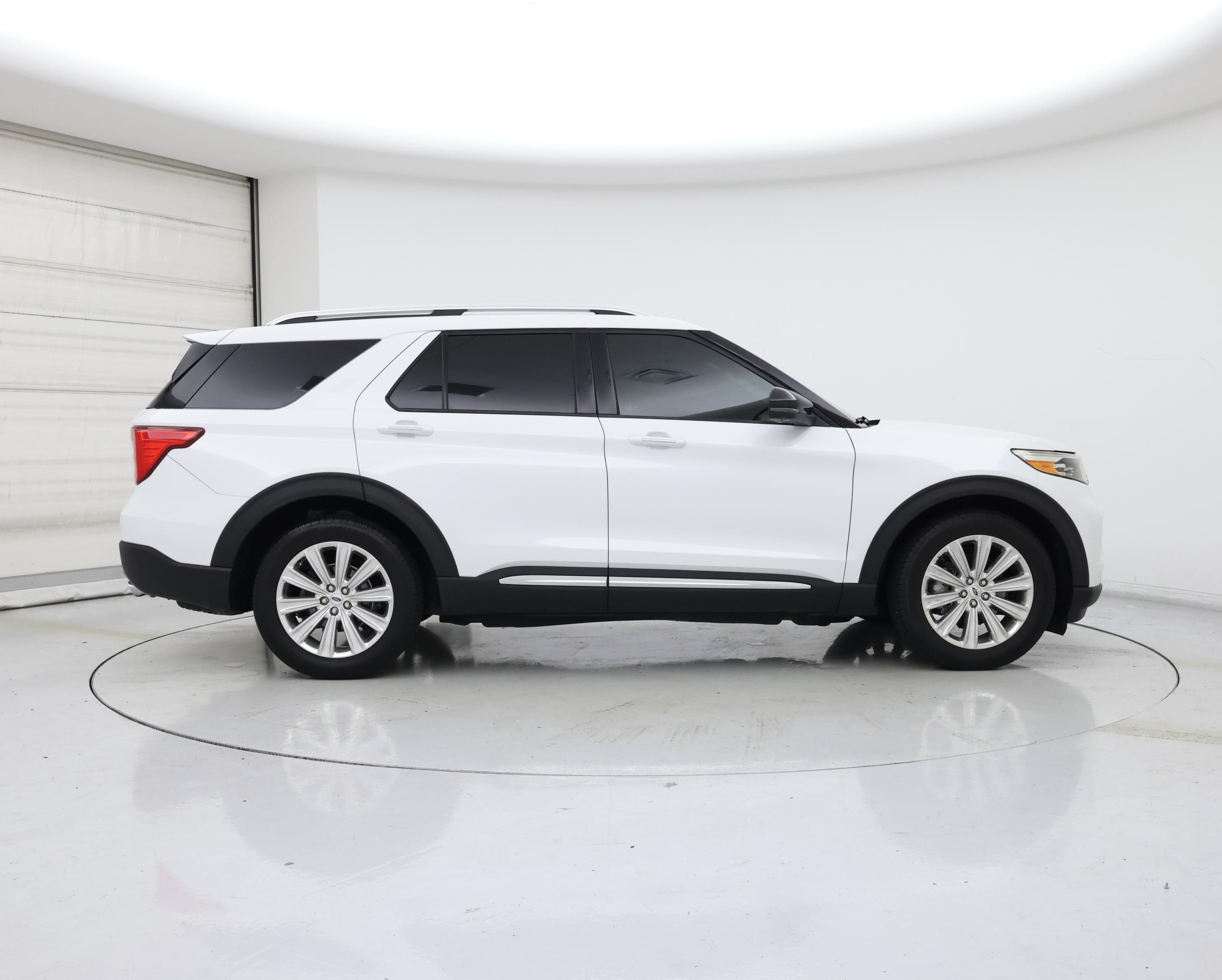 Thumbnail: 2020 Ford Explorer - 7