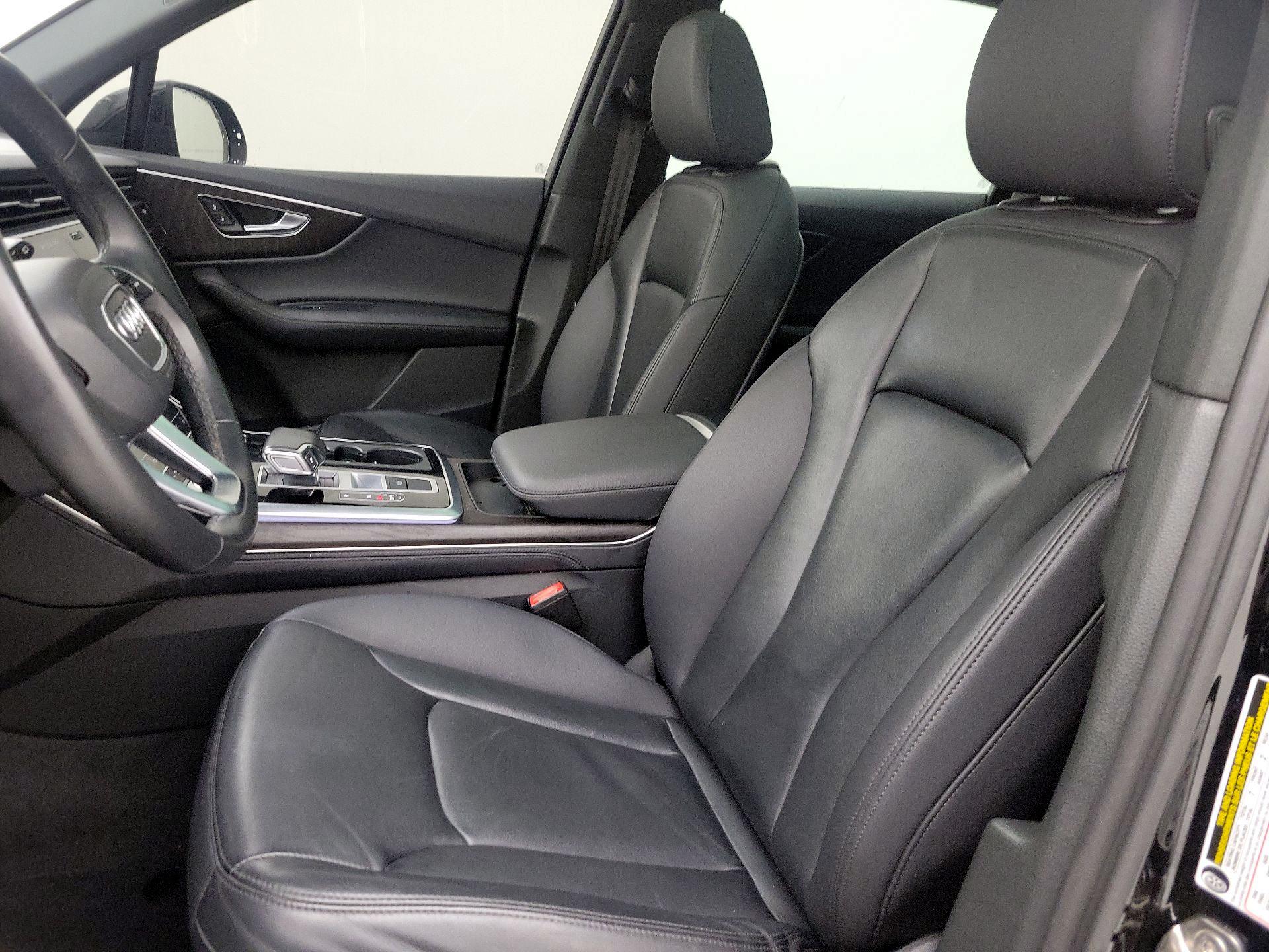 Thumbnail: 2023 Audi Q7 - 11
