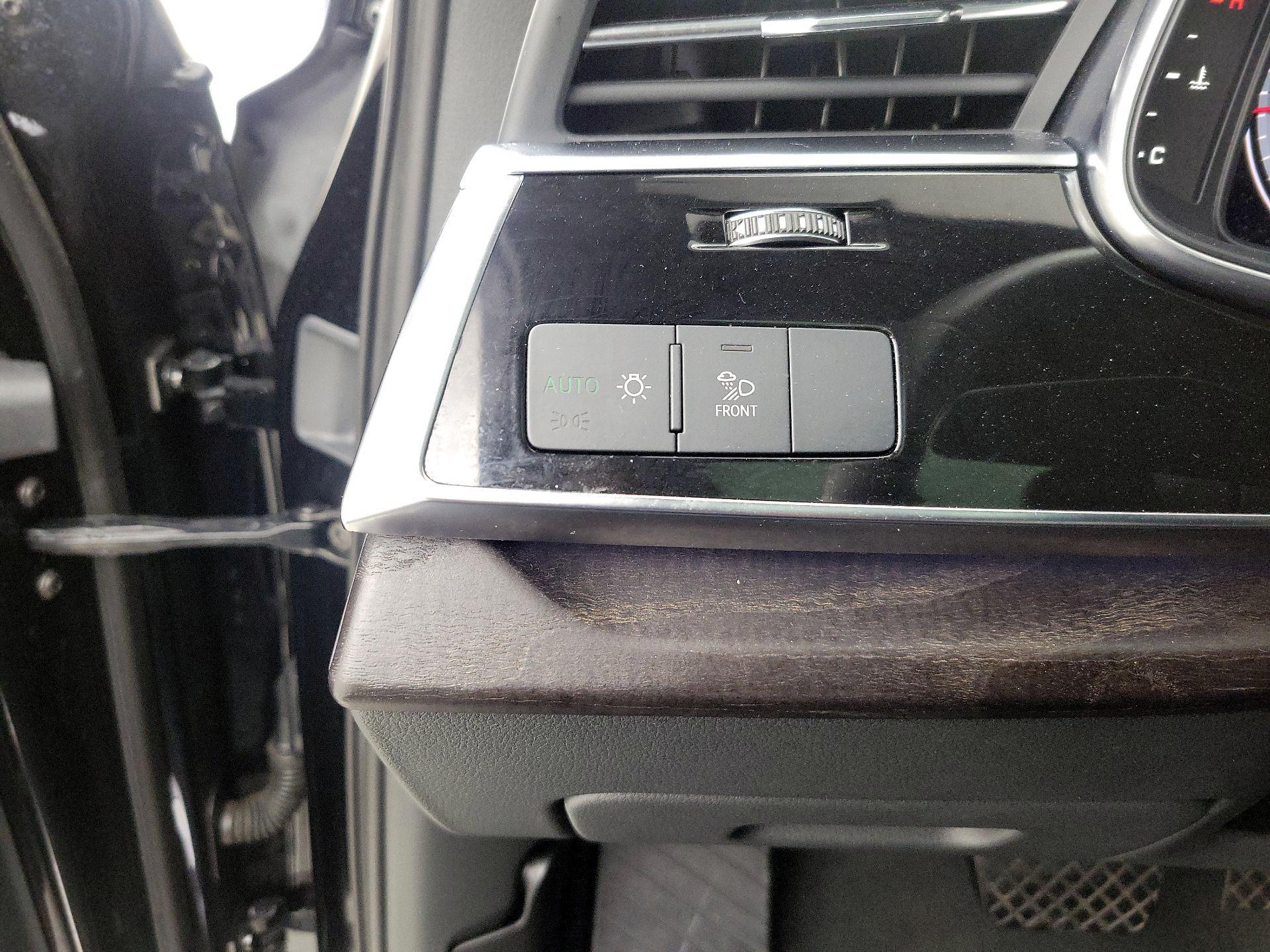 Thumbnail: 2023 Audi Q7 - 13