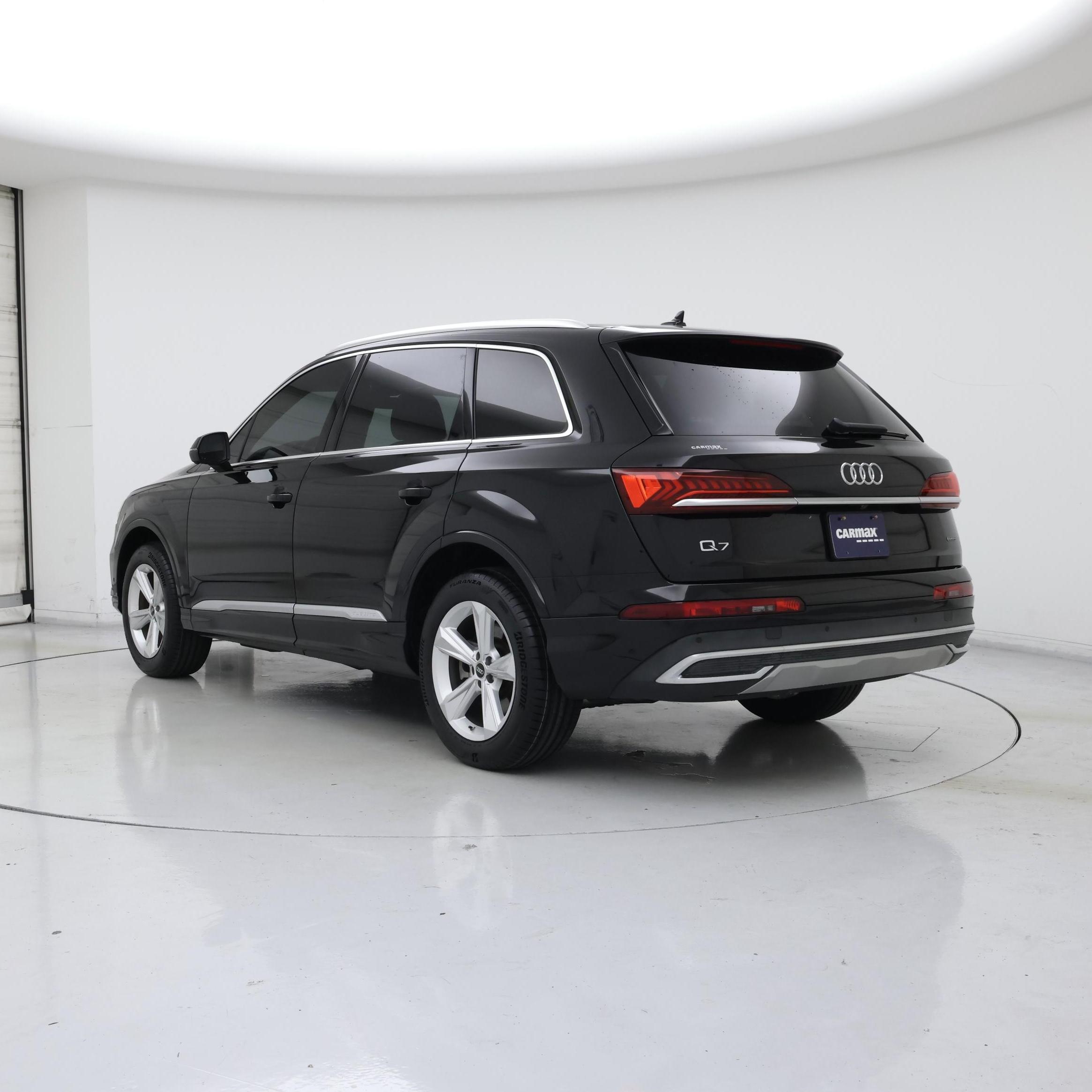 Thumbnail: 2023 Audi Q7 - 2