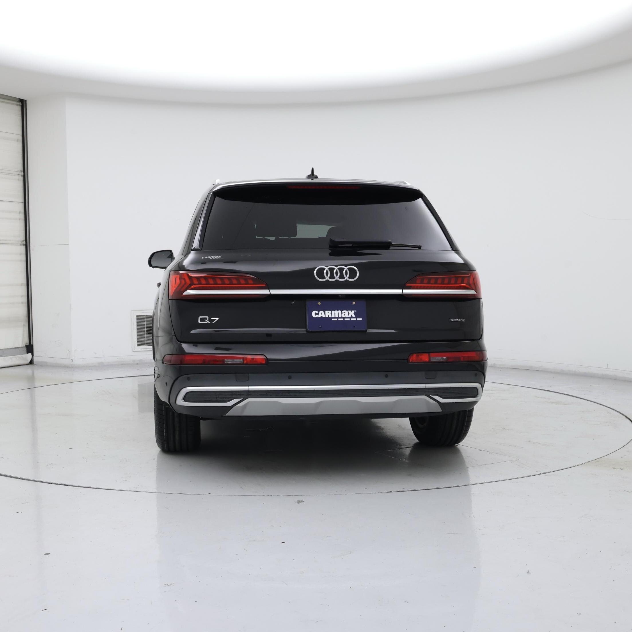 Thumbnail: 2023 Audi Q7 - 6