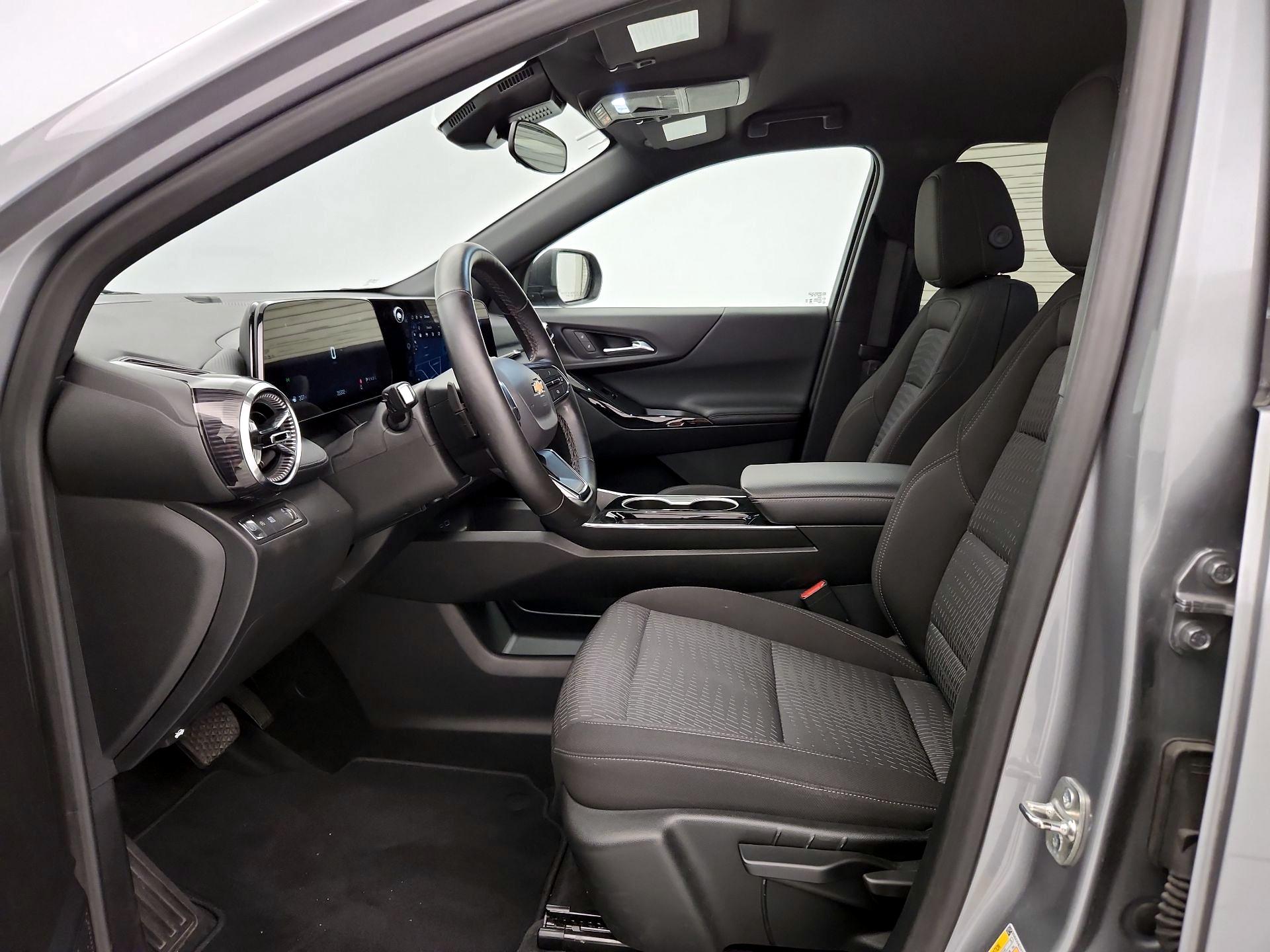 Thumbnail: 2025 Chevrolet Equinox - 11