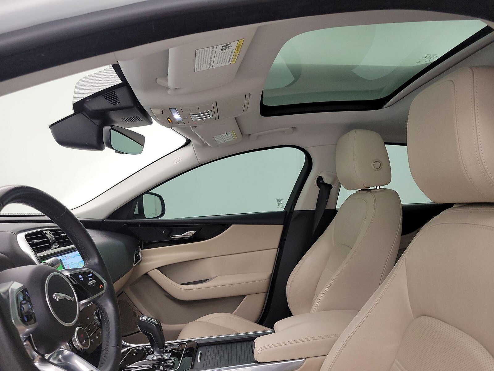 Sunroof(s) & Overhead Airbags