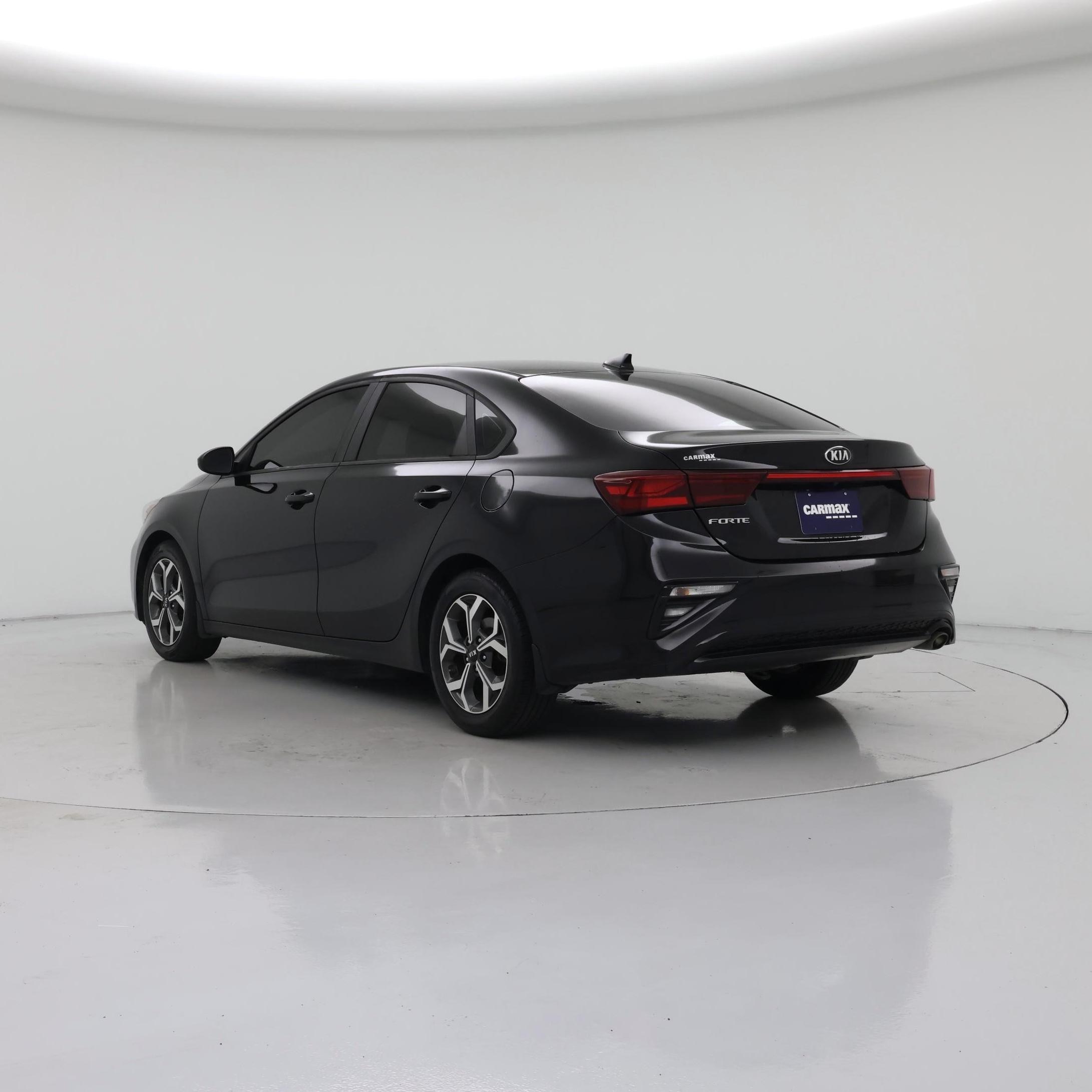 Thumbnail: 2021 Kia Forte - 2