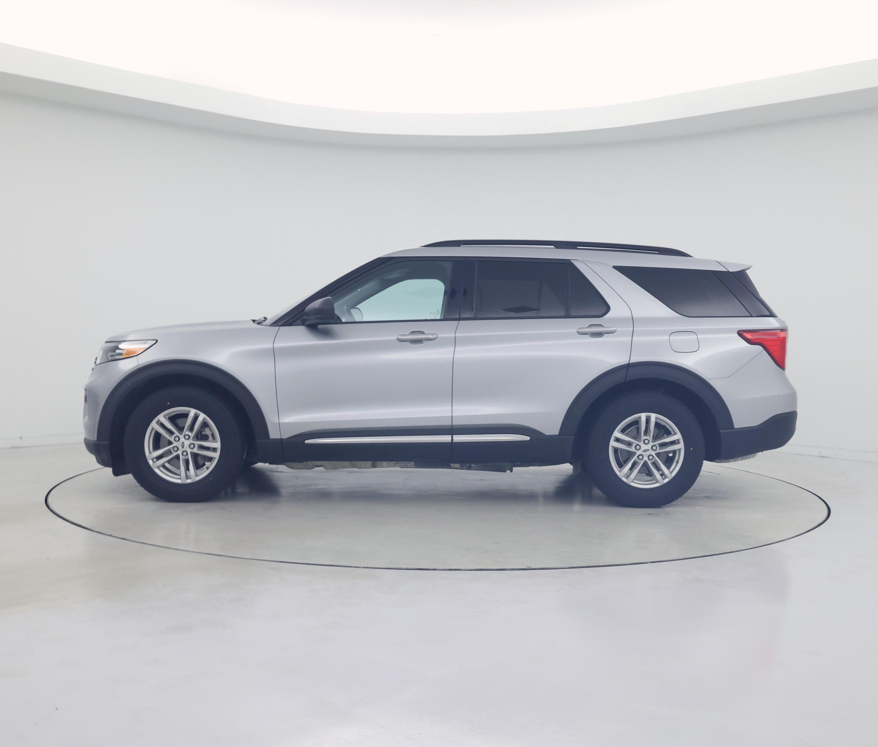 Thumbnail: 2024 Ford Explorer - 3