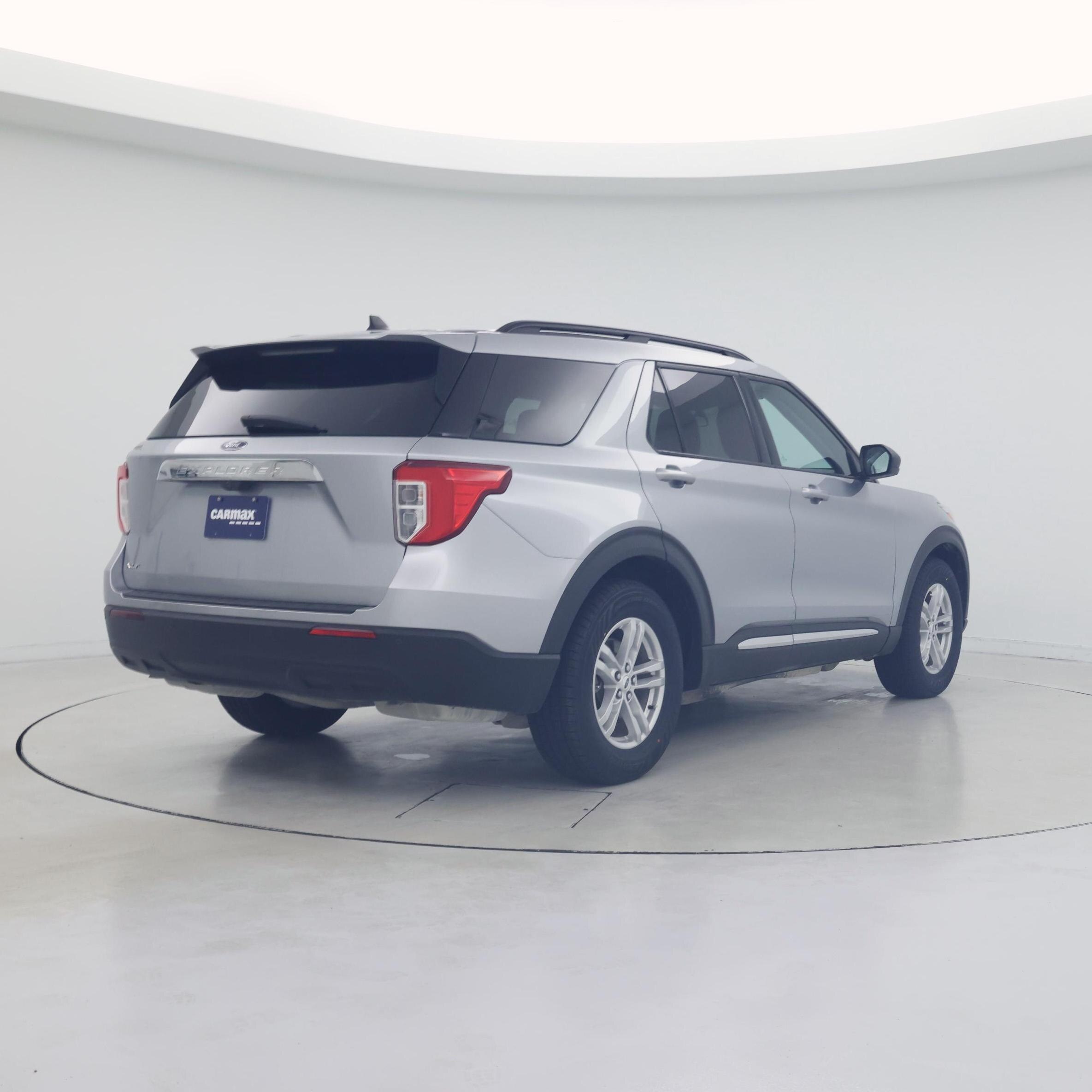 Thumbnail: 2024 Ford Explorer - 8