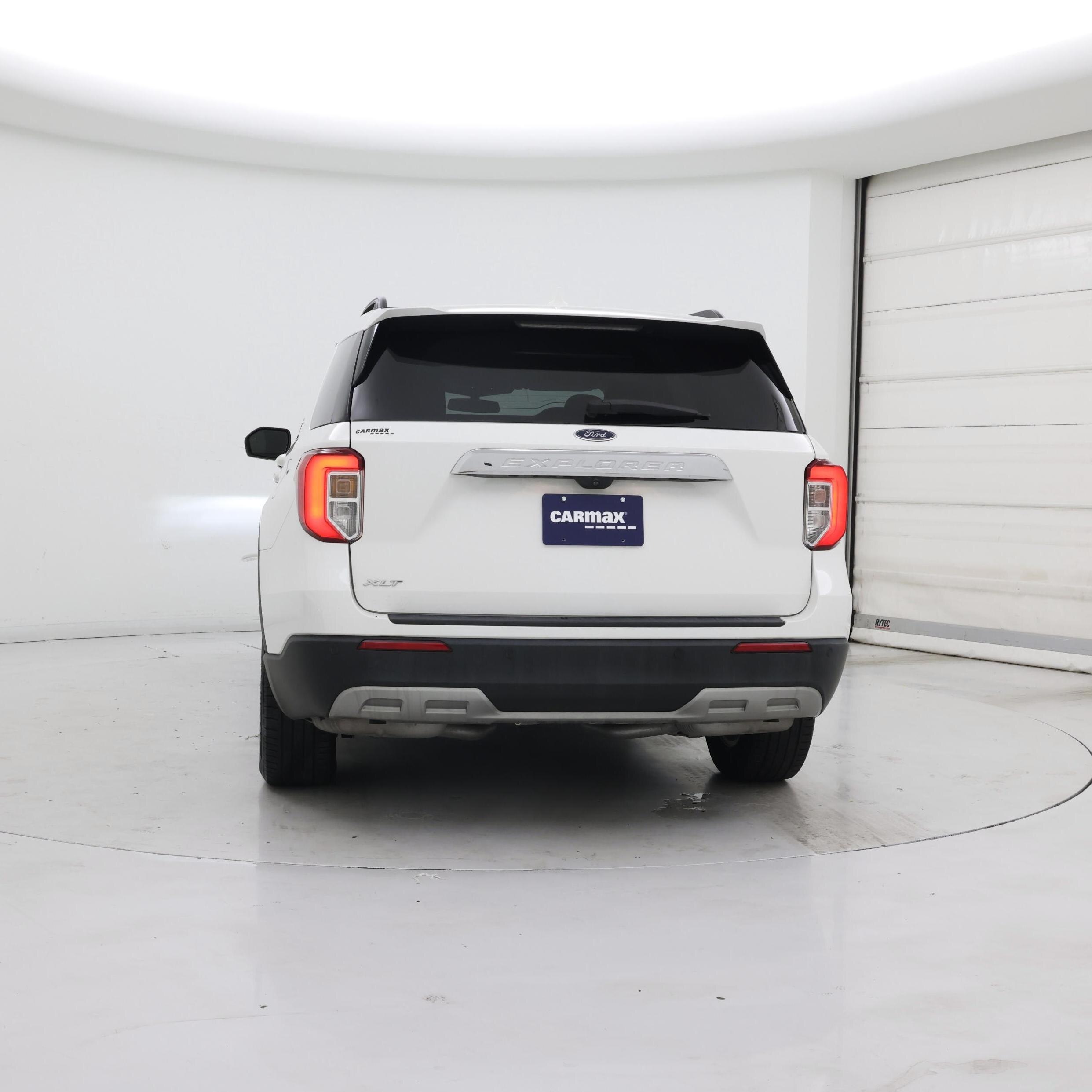 Thumbnail: 2022 Ford Explorer - 6